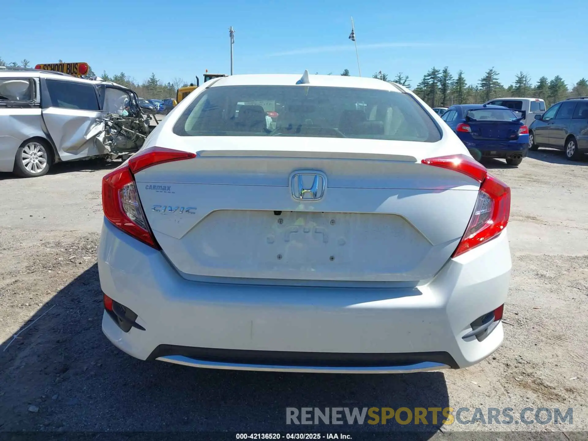 17 Photograph of a damaged car JHMFC1F72KX008959 HONDA CIVIC 2019