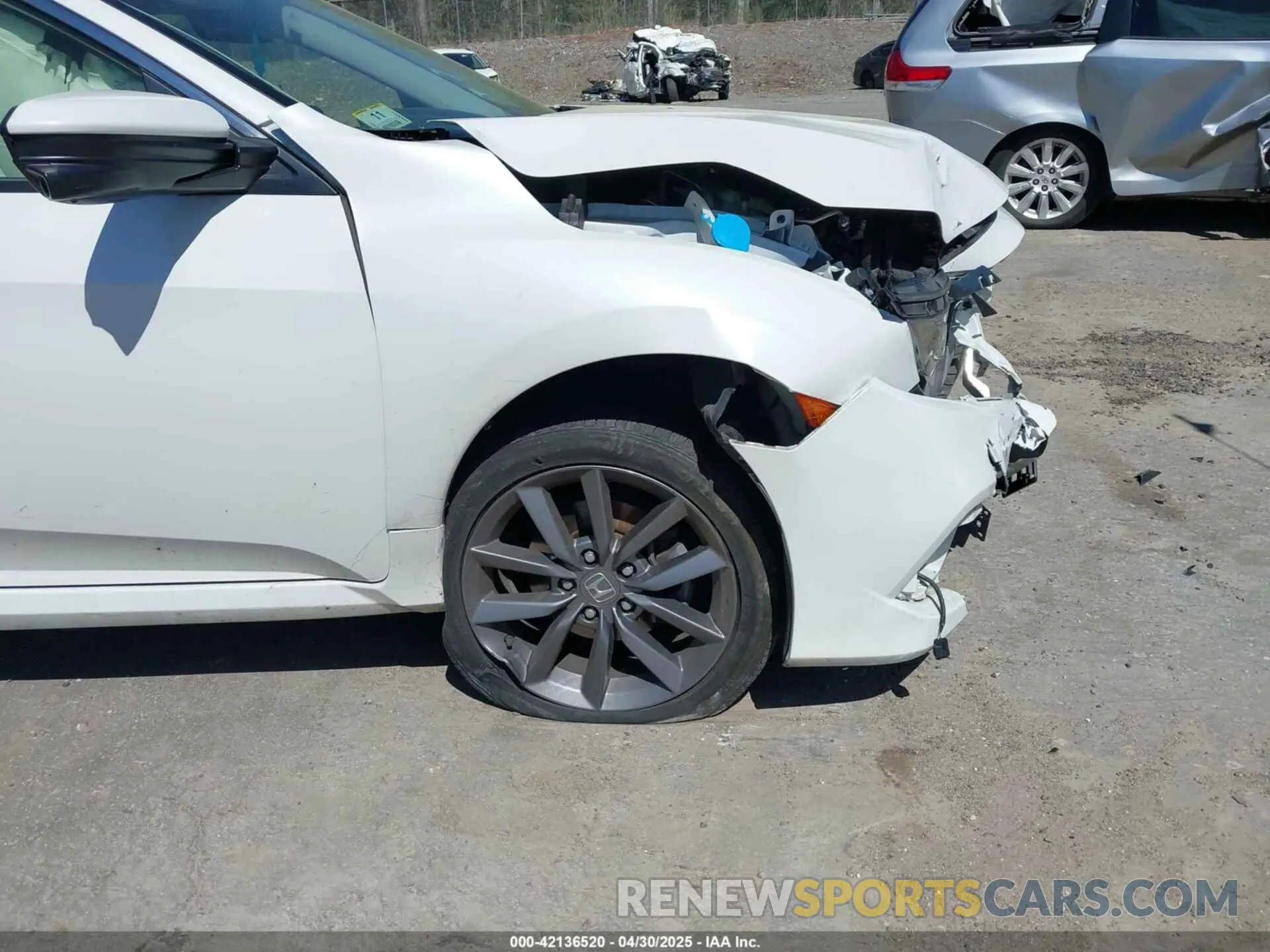 18 Photograph of a damaged car JHMFC1F72KX008959 HONDA CIVIC 2019