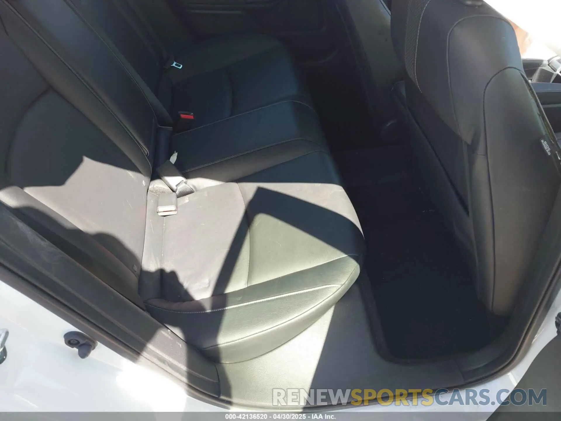 8 Photograph of a damaged car JHMFC1F72KX008959 HONDA CIVIC 2019