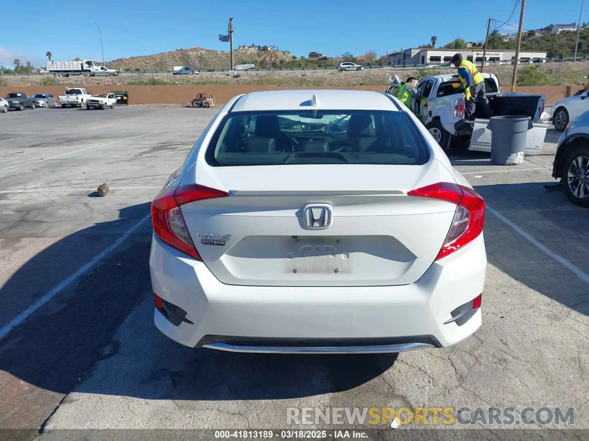 15 Photograph of a damaged car JHMFC1F73KX000966 HONDA CIVIC 2019
