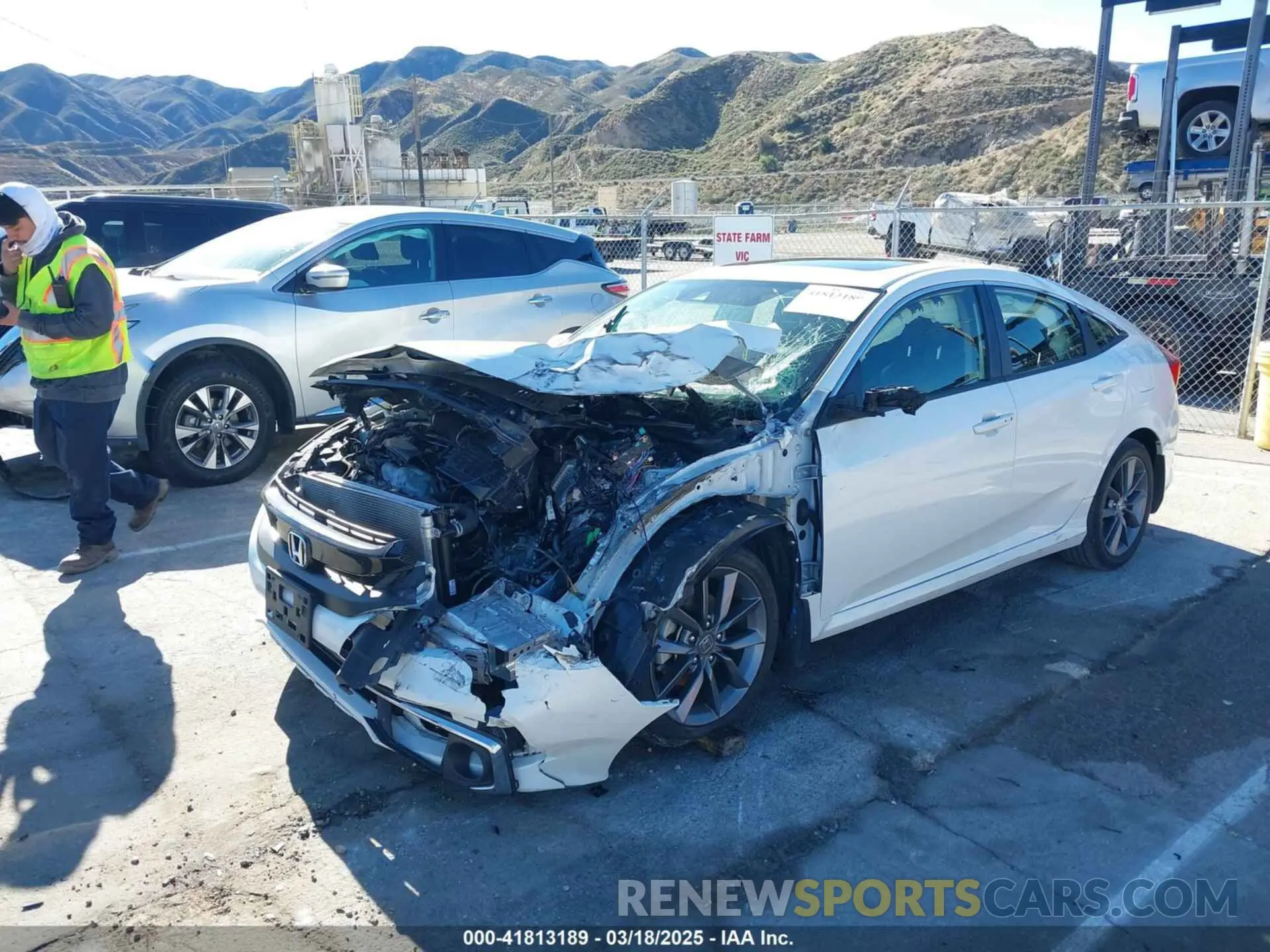 2 Photograph of a damaged car JHMFC1F73KX000966 HONDA CIVIC 2019
