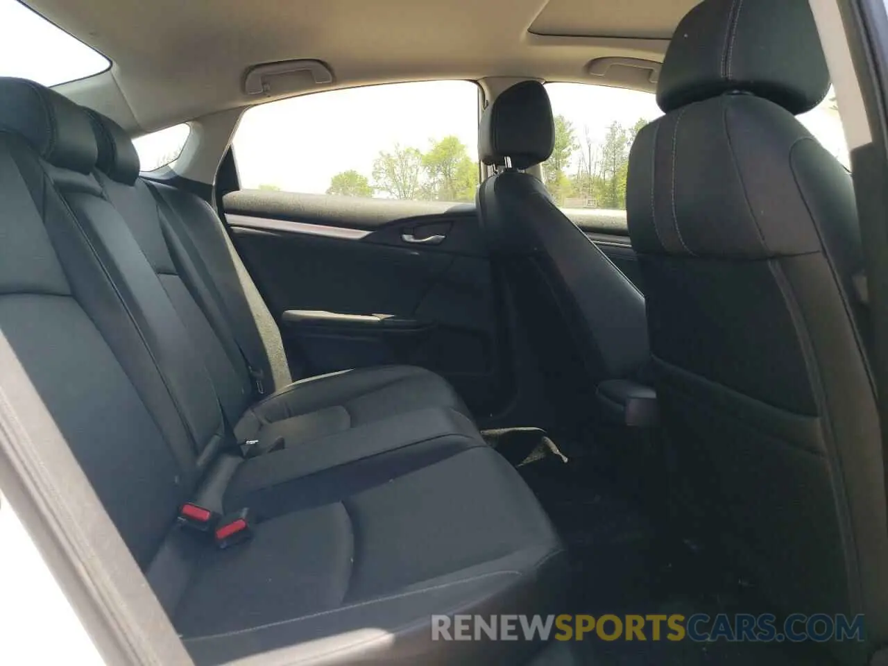 10 Photograph of a damaged car JHMFC1F78KX008965 HONDA CIVIC 2019