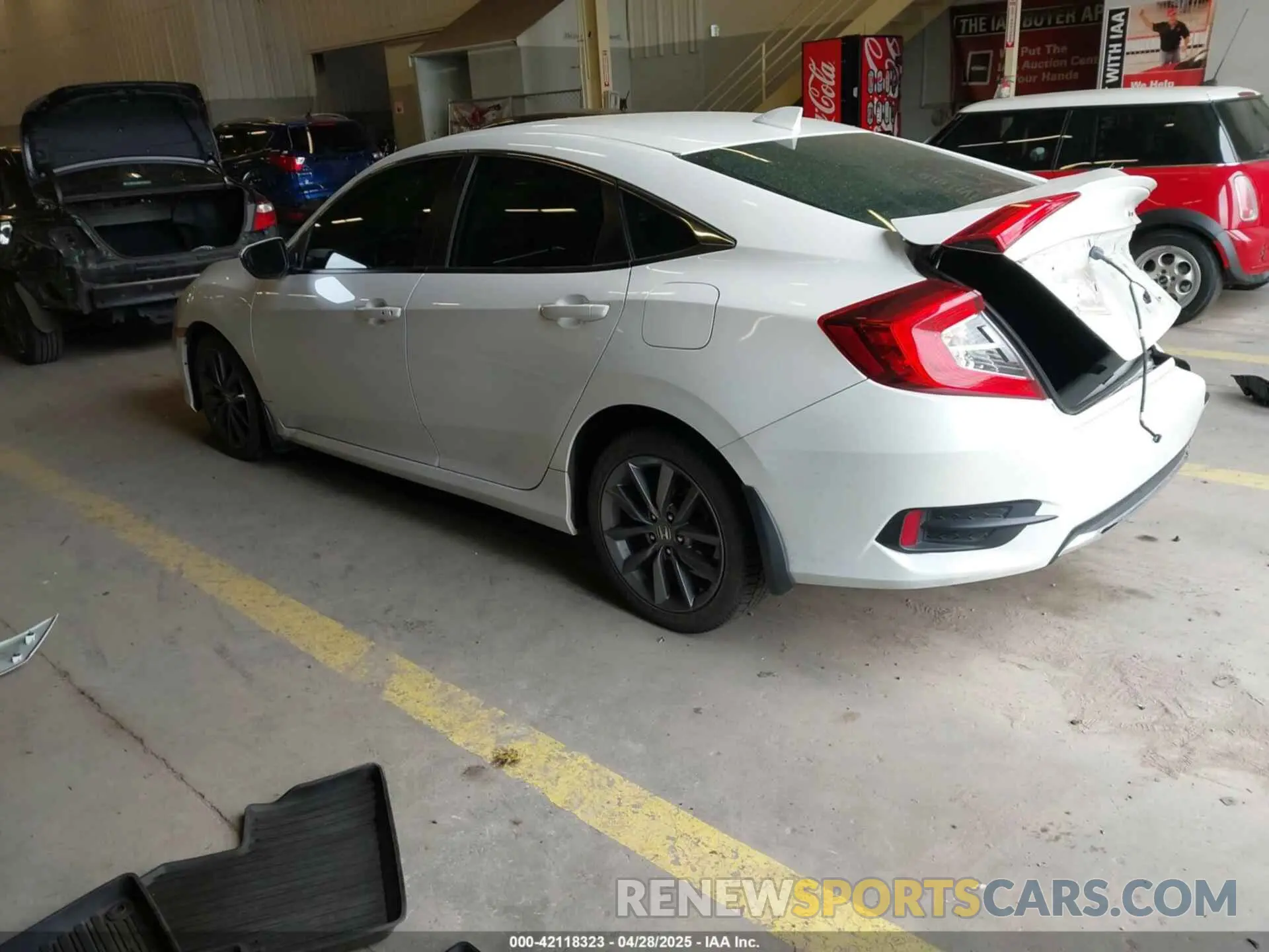 3 Photograph of a damaged car JHMFC1F7XKX009390 HONDA CIVIC 2019