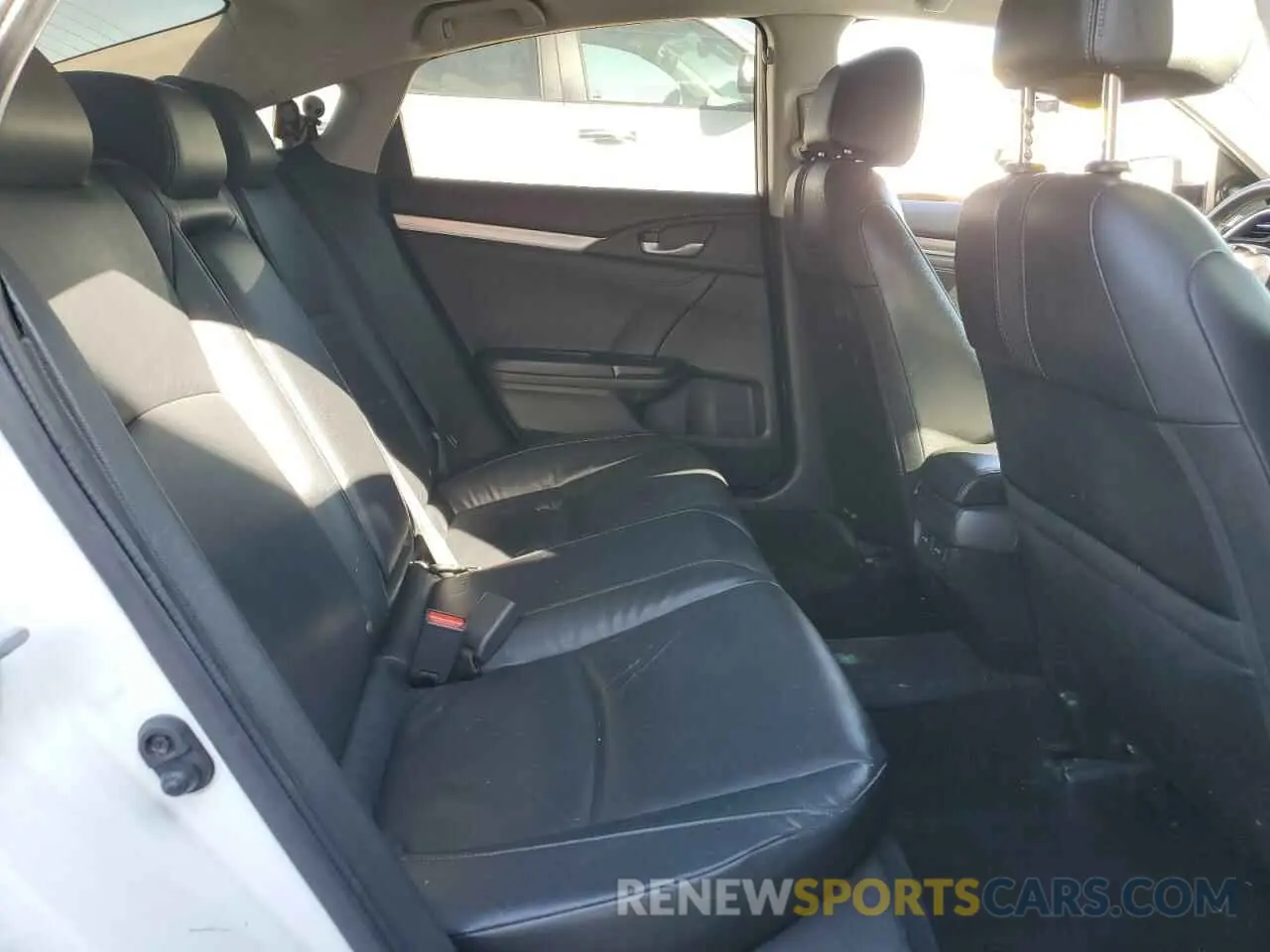 10 Photograph of a damaged car JHMFC1F99KX008300 HONDA CIVIC 2019