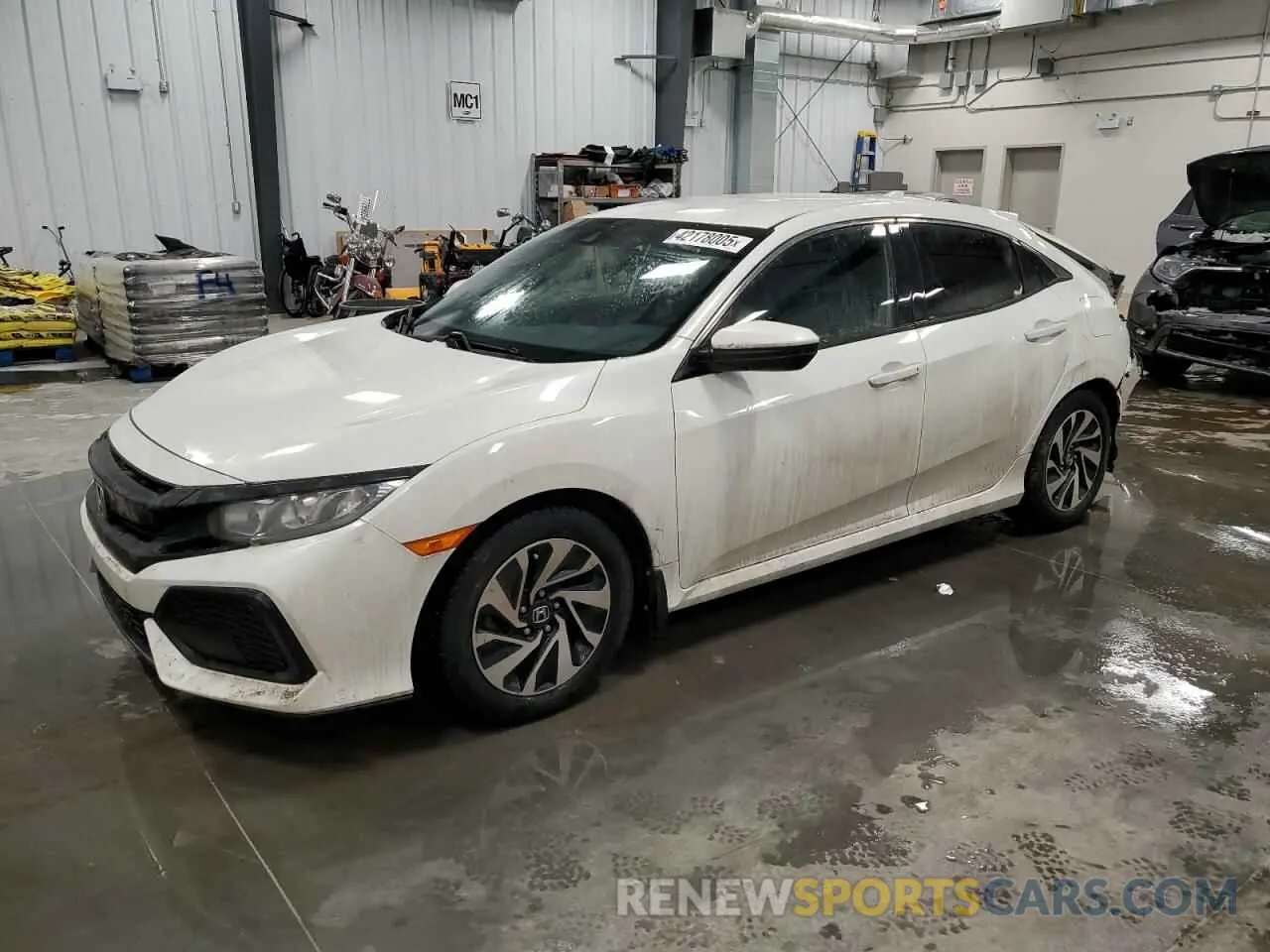 1 Photograph of a damaged car SHHFK7G32KU301076 HONDA CIVIC 2019