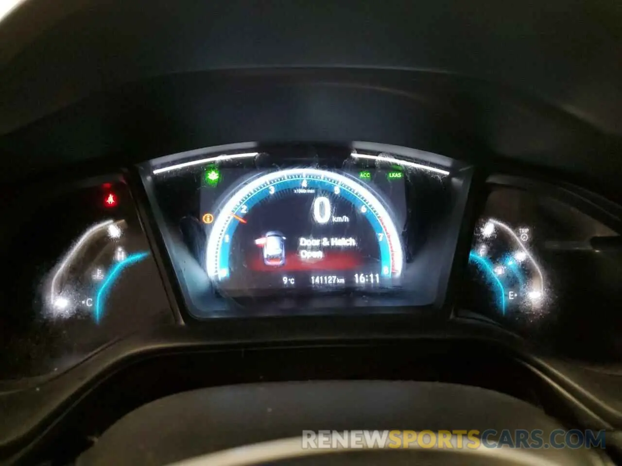 9 Photograph of a damaged car SHHFK7G32KU301076 HONDA CIVIC 2019