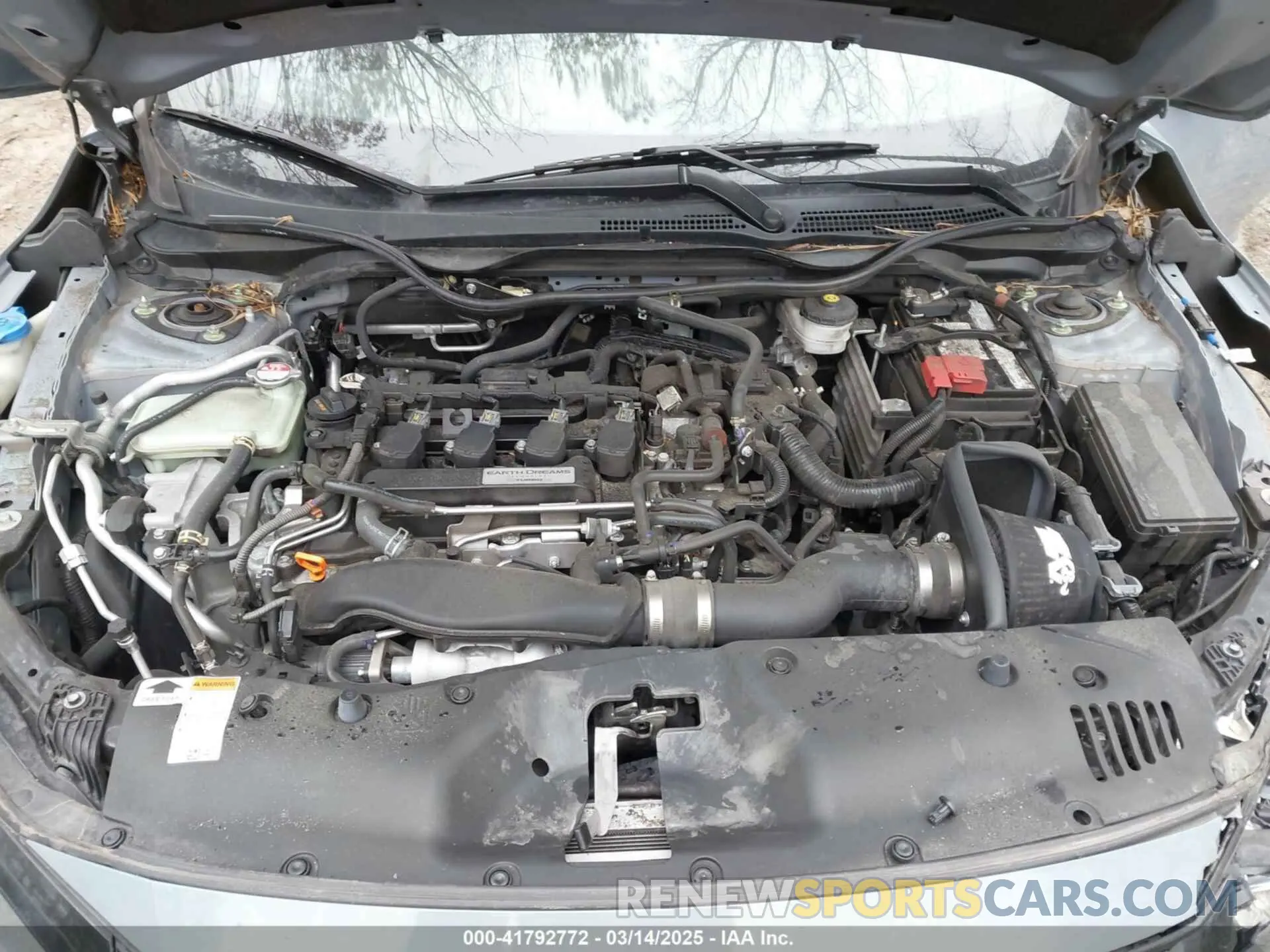 10 Photograph of a damaged car SHHFK7G42KU219115 HONDA CIVIC 2019