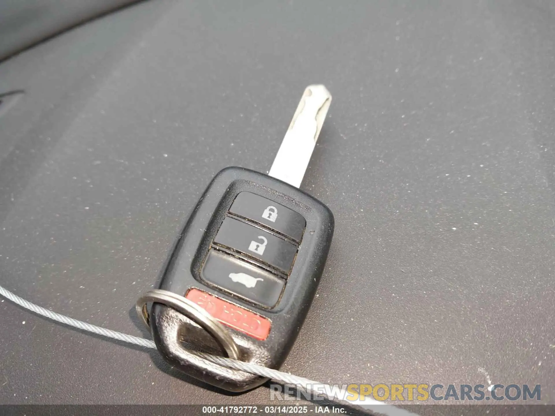 11 Photograph of a damaged car SHHFK7G42KU219115 HONDA CIVIC 2019