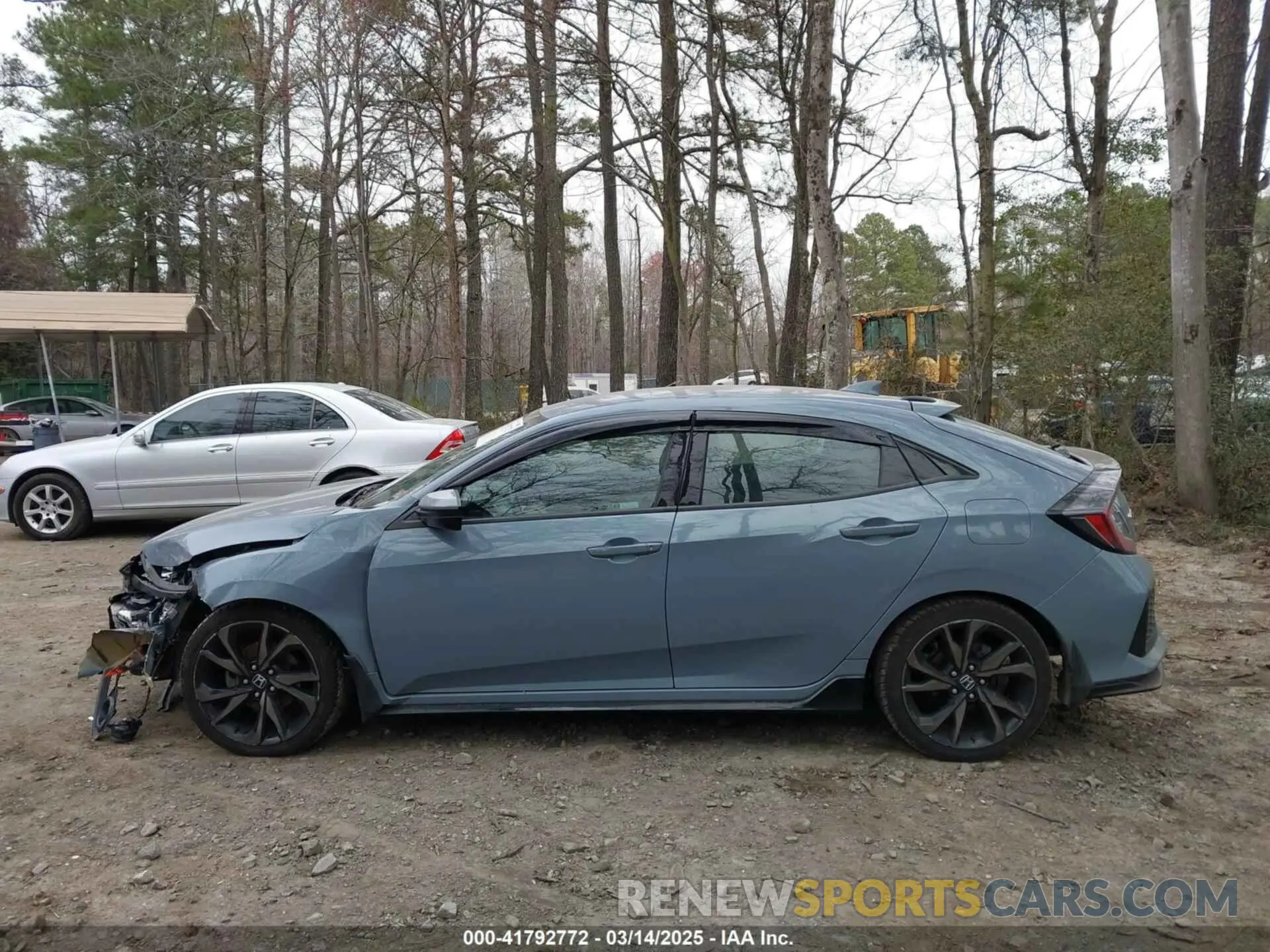 15 Photograph of a damaged car SHHFK7G42KU219115 HONDA CIVIC 2019