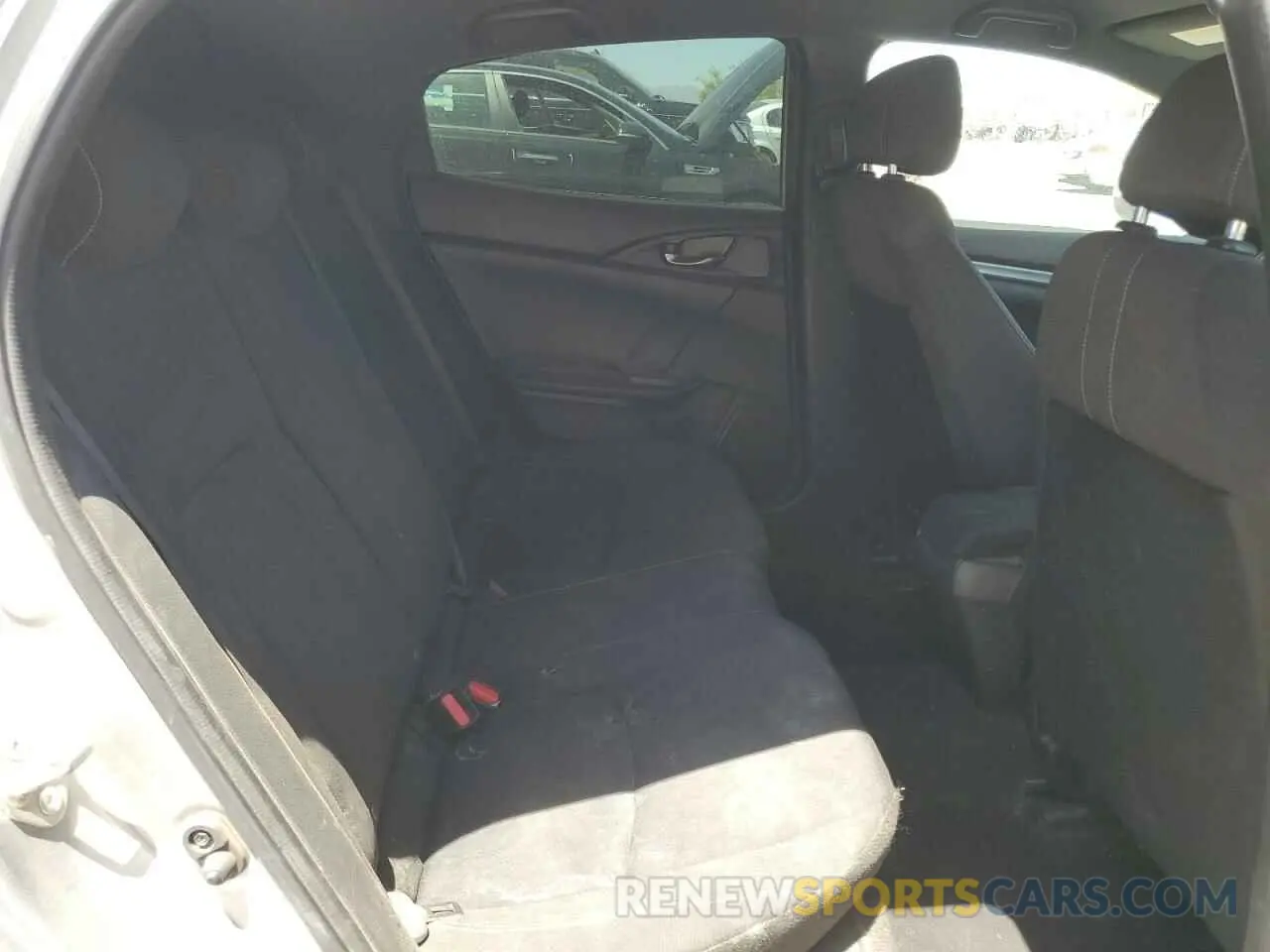 10 Photograph of a damaged car SHHFK7G46KU203452 HONDA CIVIC 2019
