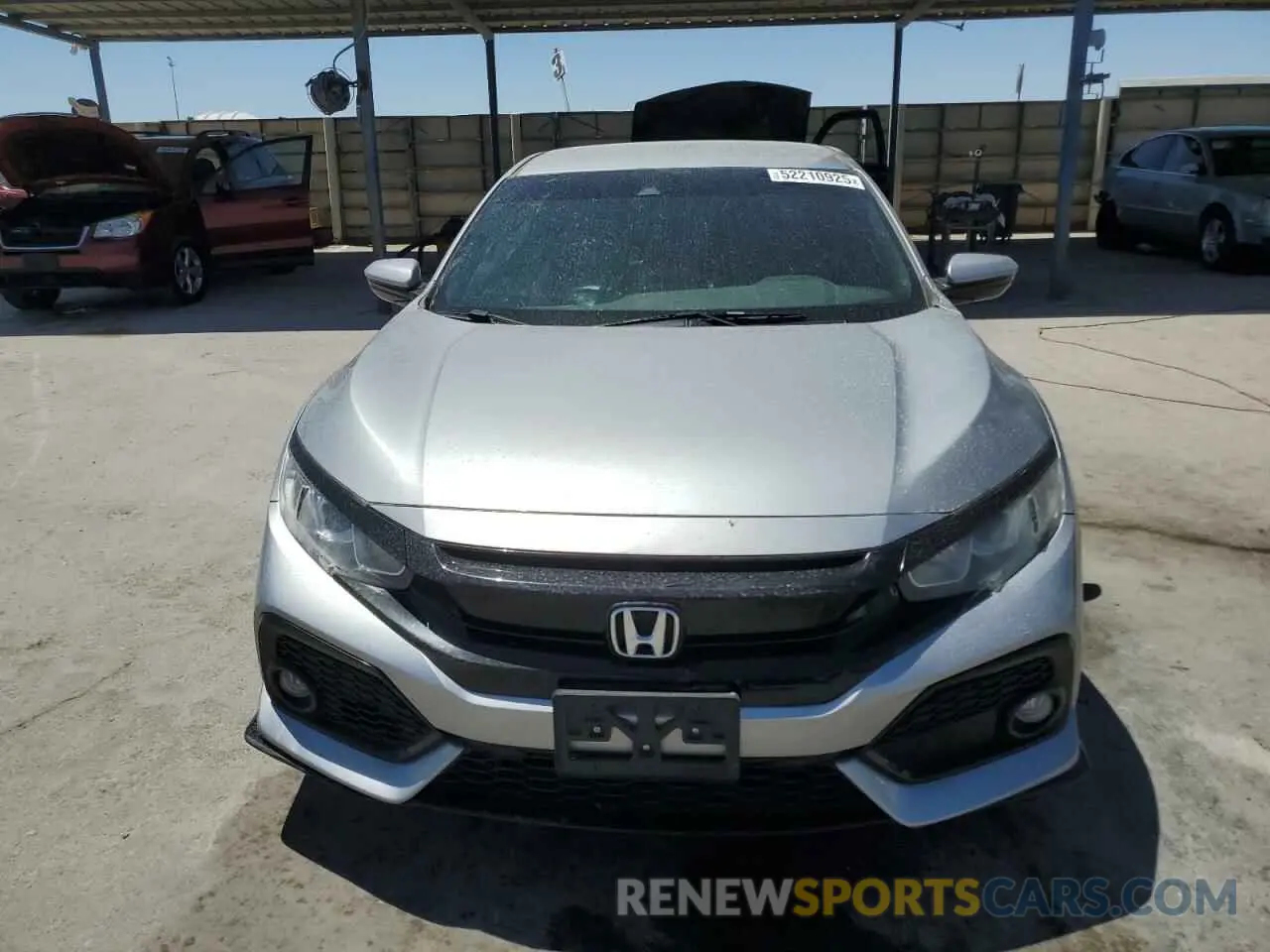 5 Photograph of a damaged car SHHFK7G46KU203452 HONDA CIVIC 2019