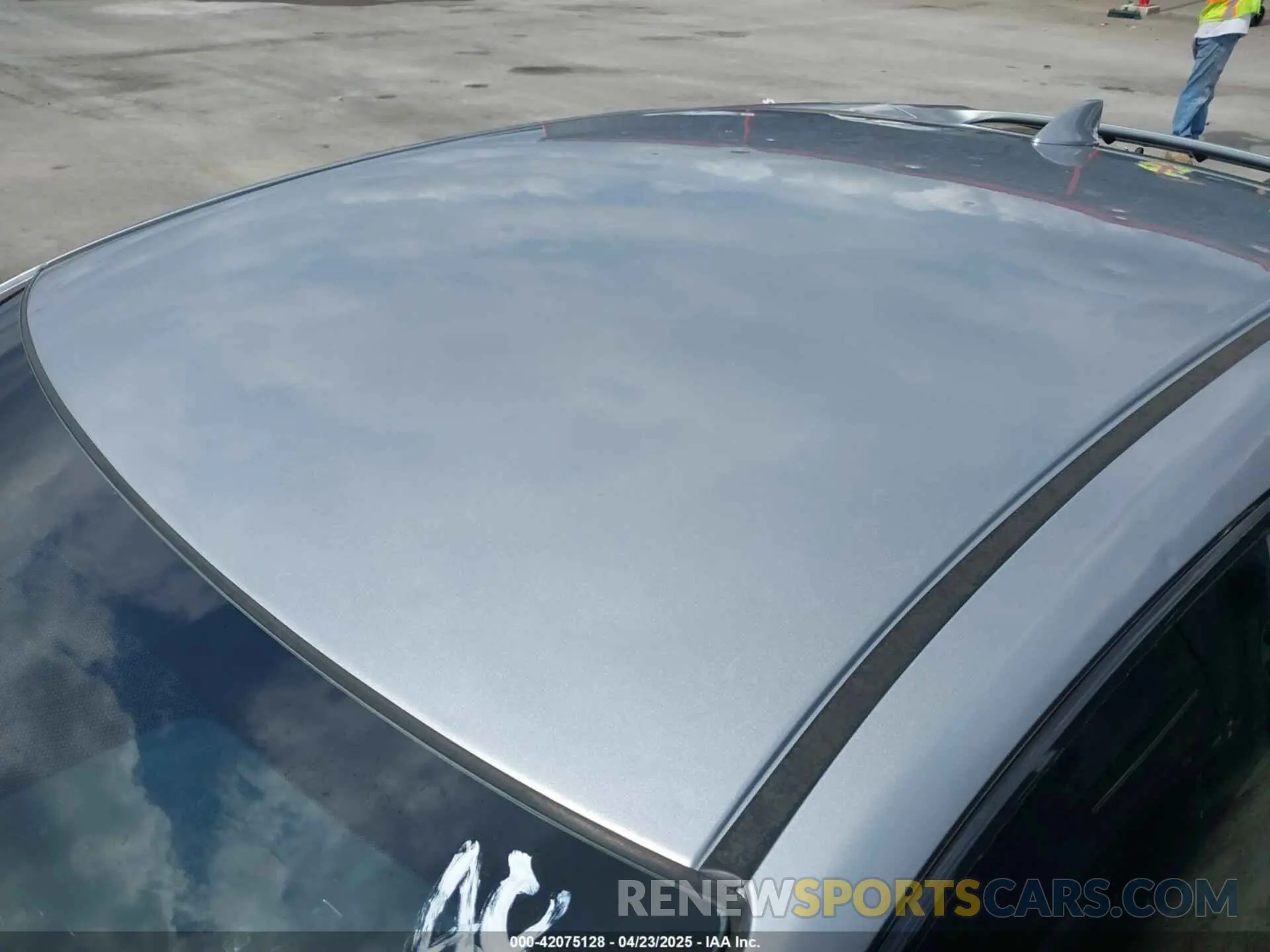 17 Photograph of a damaged car SHHFK7G46KU212068 HONDA CIVIC 2019