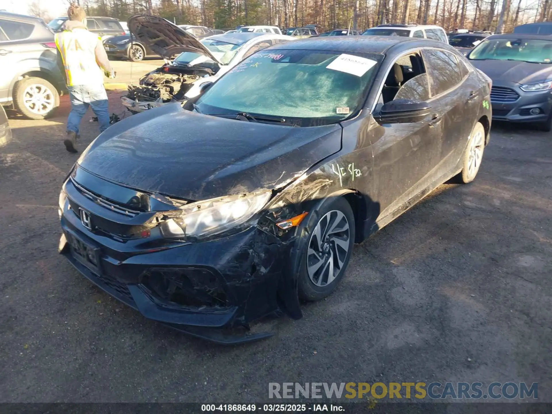 2 Photograph of a damaged car SHHFK7H30KU217790 HONDA CIVIC 2019