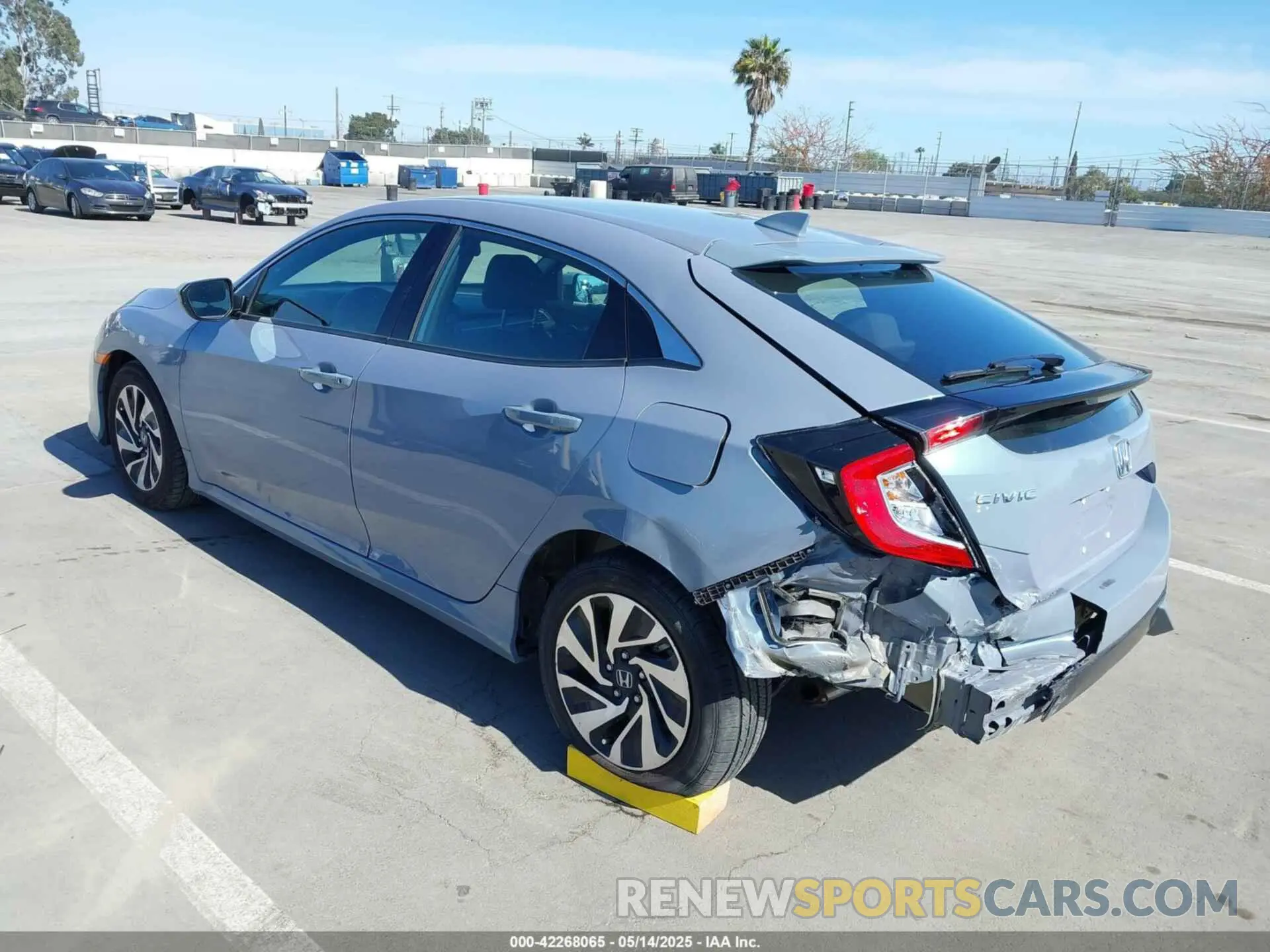 3 Photograph of a damaged car SHHFK7H32KU217449 HONDA CIVIC 2019