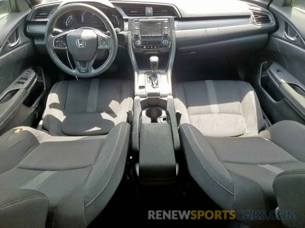 8 Photograph of a damaged car SHHFK7H33KU203379 HONDA CIVIC 2019