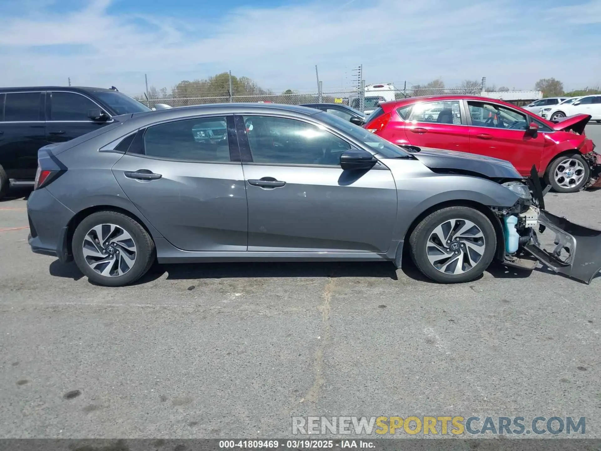 13 Photograph of a damaged car SHHFK7H33KU227214 HONDA CIVIC 2019
