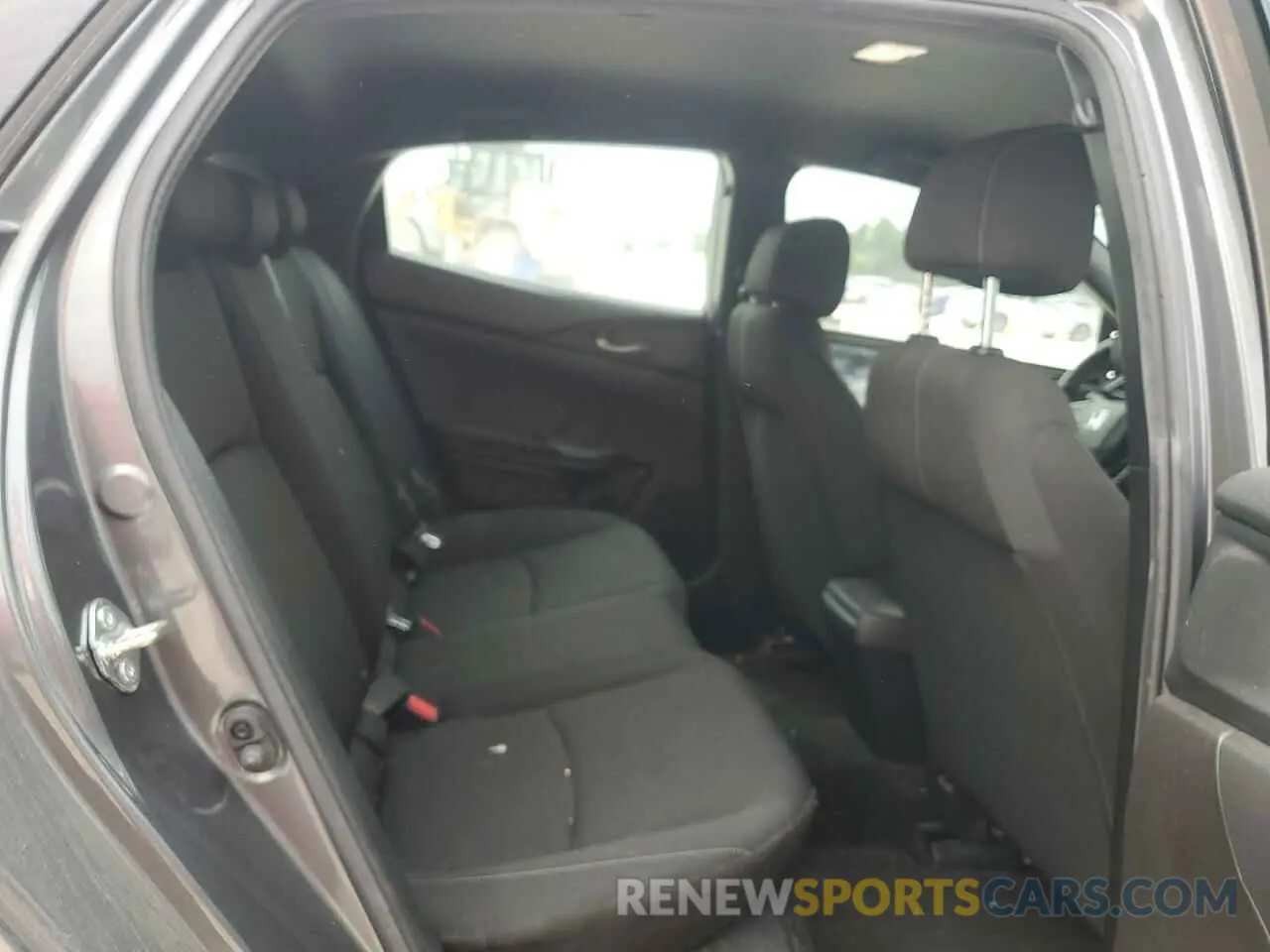 10 Photograph of a damaged car SHHFK7H35KU200595 HONDA CIVIC 2019