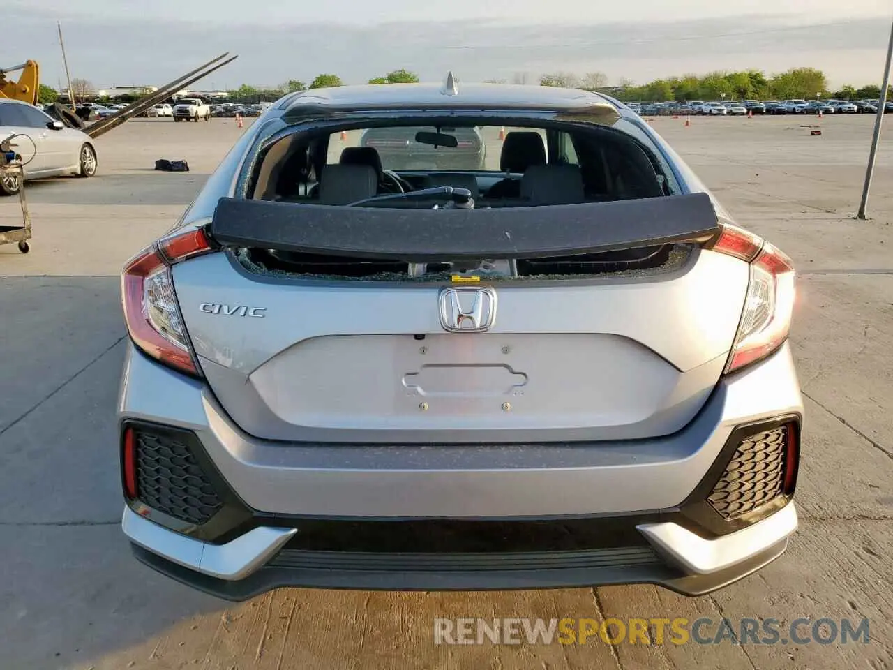 6 Photograph of a damaged car SHHFK7H35KU214464 HONDA CIVIC 2019