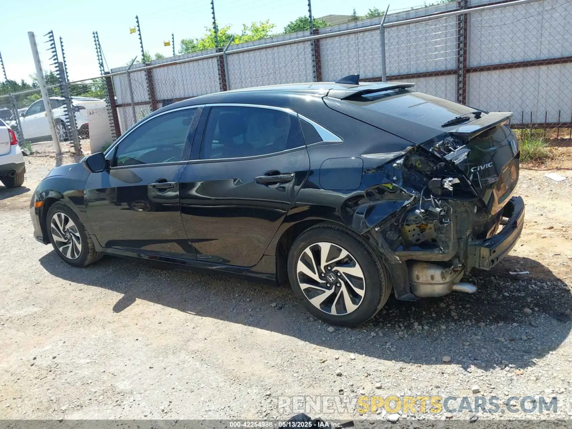 15 Photograph of a damaged car SHHFK7H35KU227926 HONDA CIVIC 2019