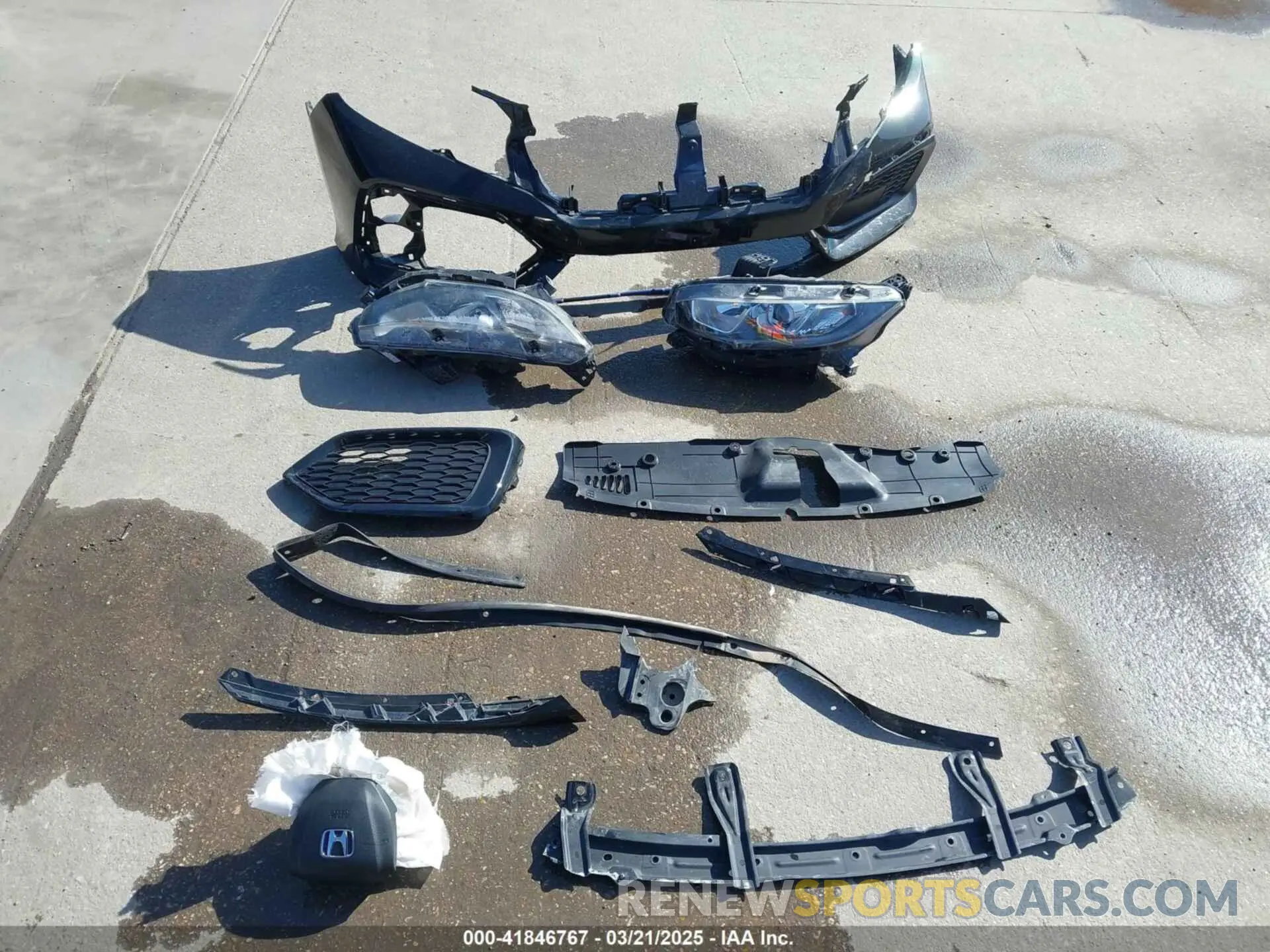 12 Photograph of a damaged car SHHFK7H37KU228365 HONDA CIVIC 2019