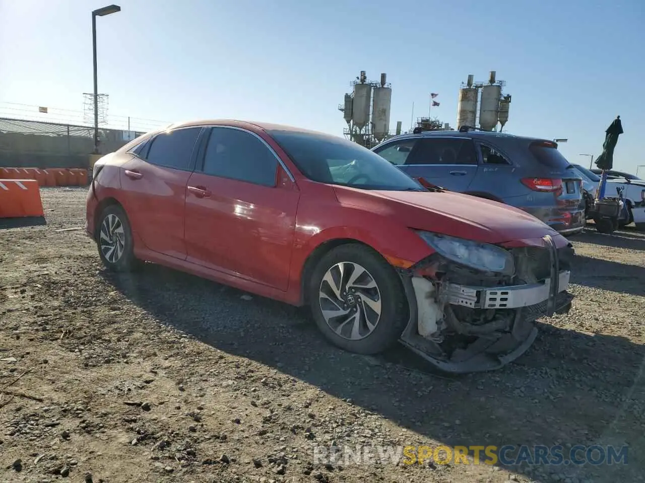 4 Photograph of a damaged car SHHFK7H37KU416643 HONDA CIVIC 2019