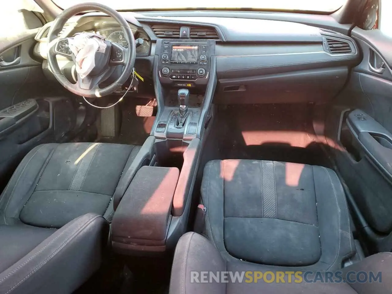 8 Photograph of a damaged car SHHFK7H37KU416643 HONDA CIVIC 2019