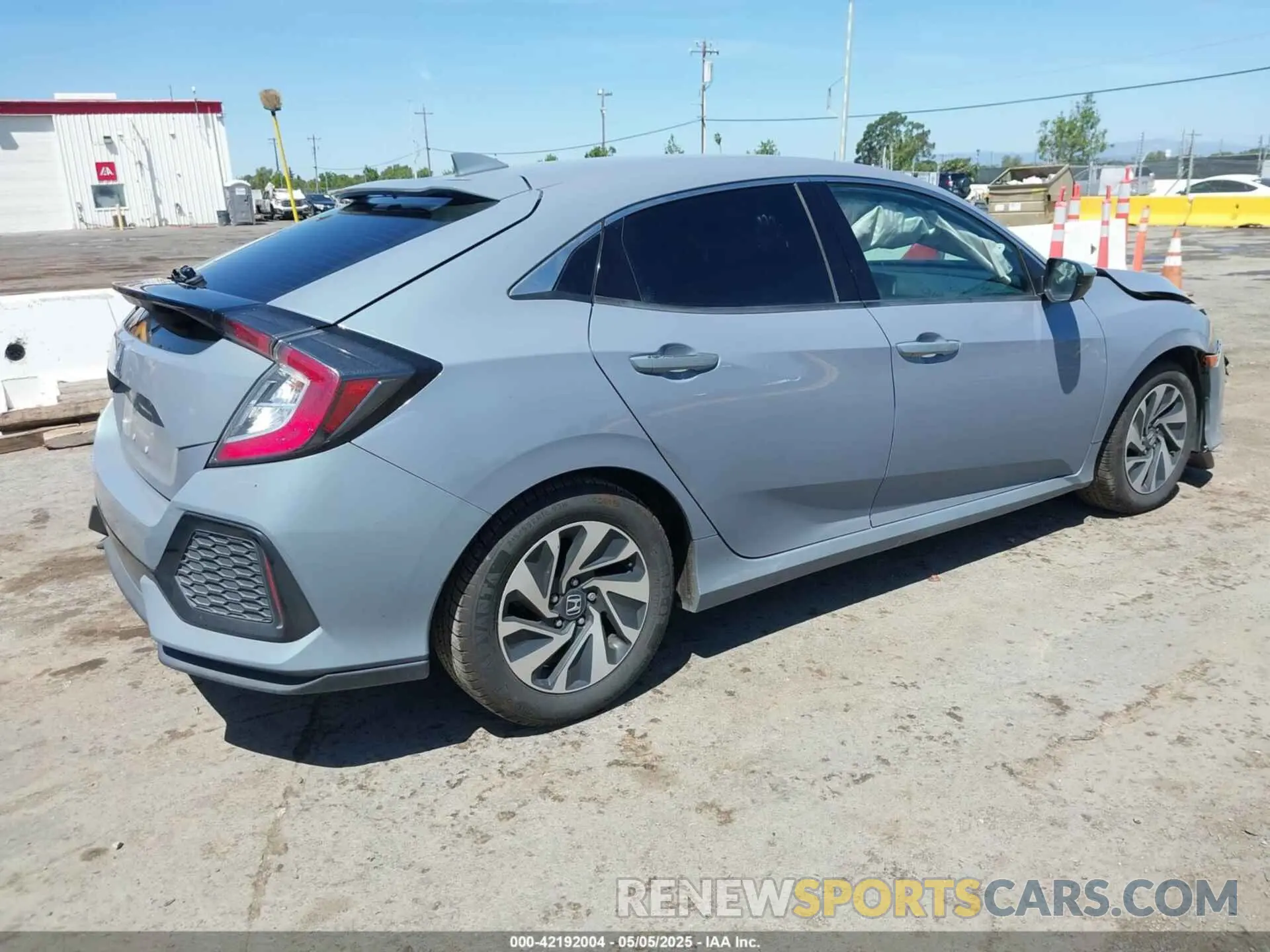 4 Photograph of a damaged car SHHFK7H39KU414117 HONDA CIVIC 2019