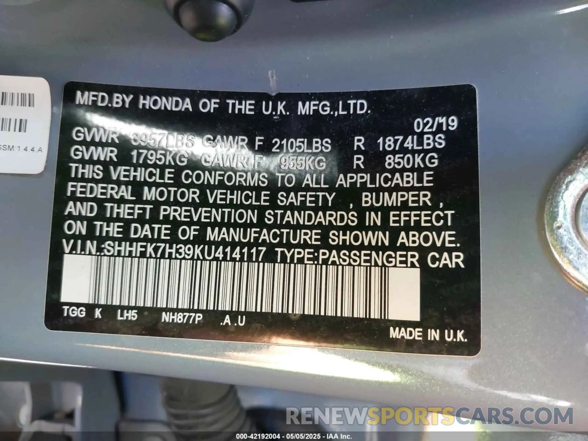 9 Photograph of a damaged car SHHFK7H39KU414117 HONDA CIVIC 2019