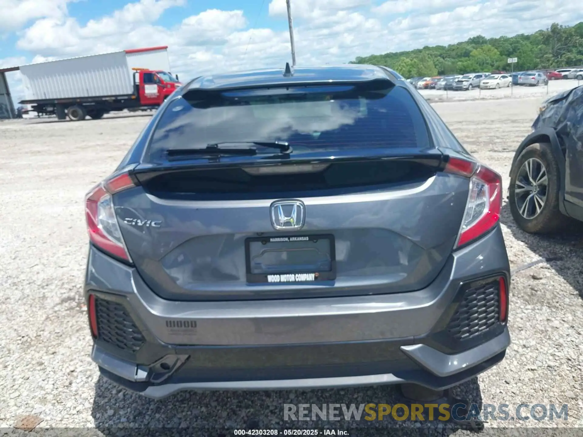 17 Photograph of a damaged car SHHFK7H3XKU420900 HONDA CIVIC 2019