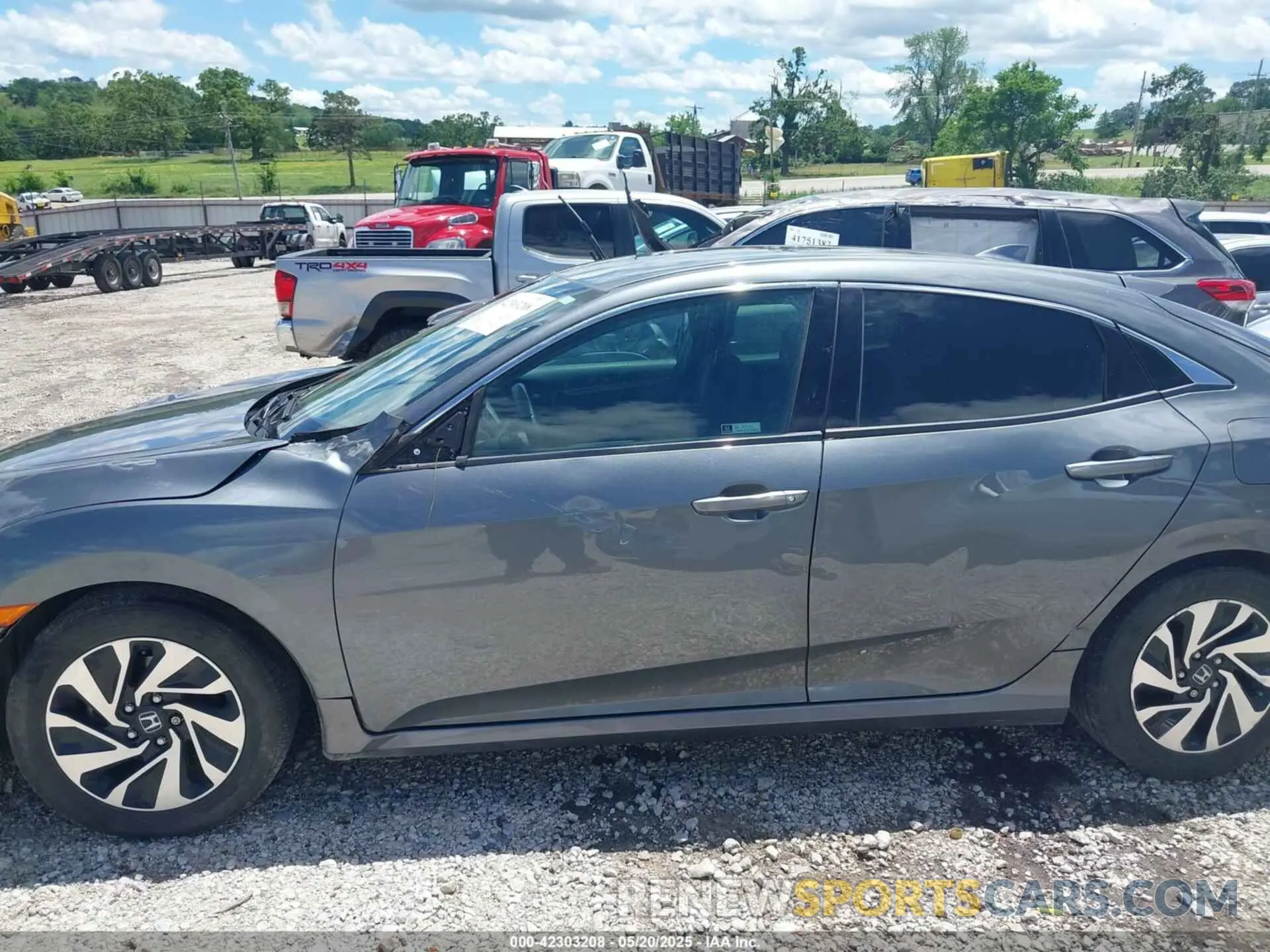 18 Photograph of a damaged car SHHFK7H3XKU420900 HONDA CIVIC 2019