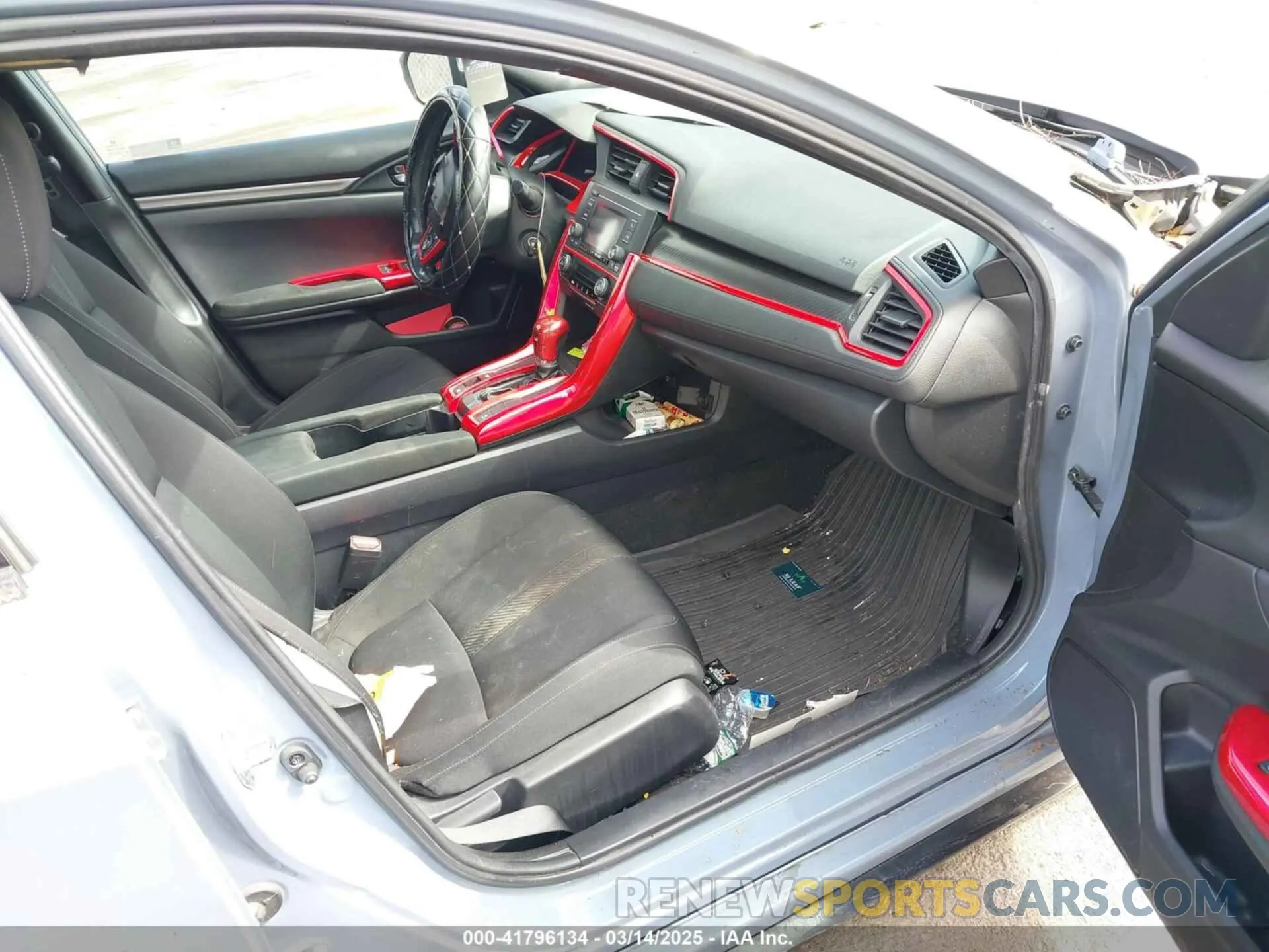 5 Photograph of a damaged car SHHFK7H40KU416220 HONDA CIVIC 2019