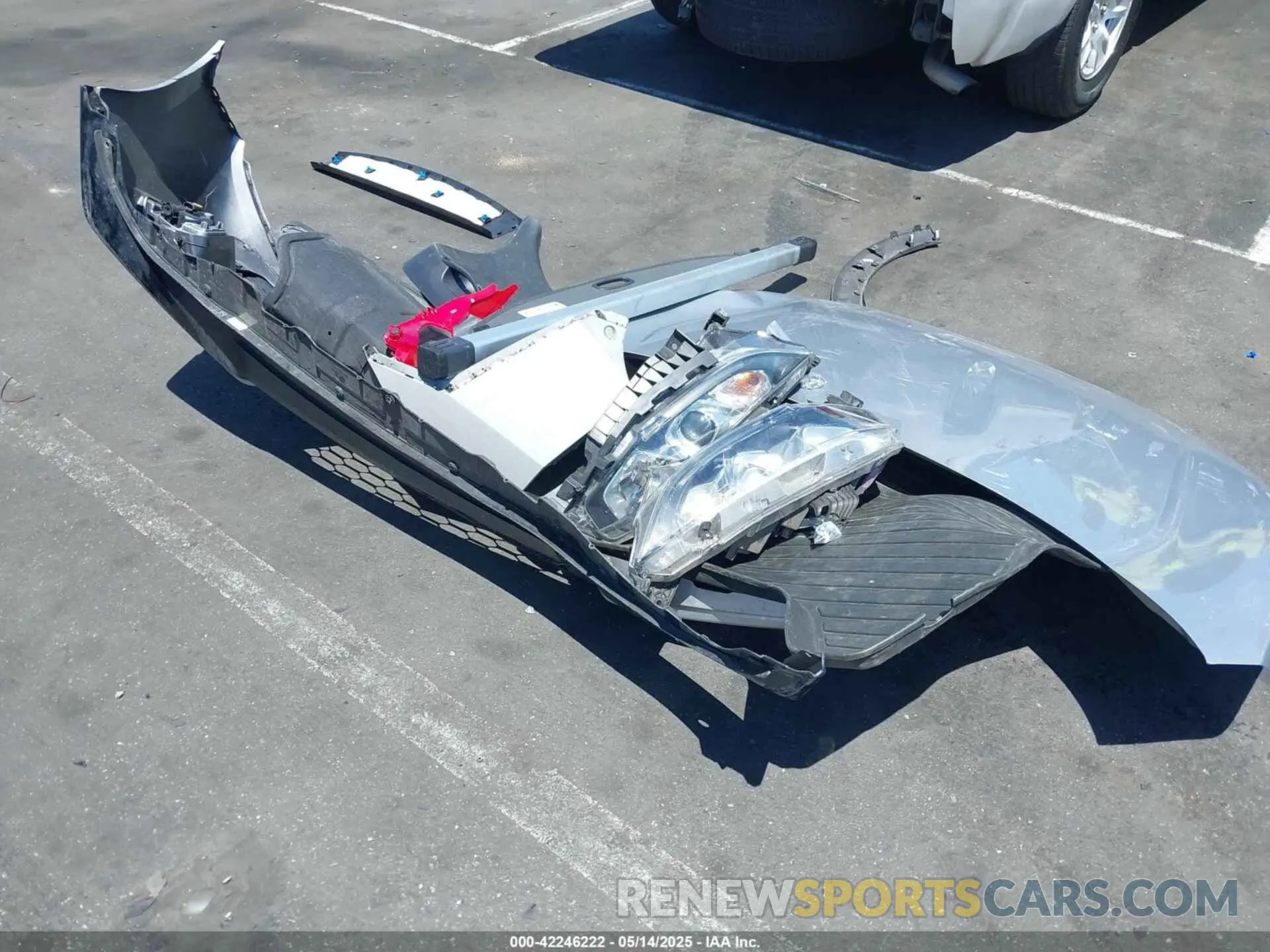 12 Photograph of a damaged car SHHFK7H42KU406790 HONDA CIVIC 2019