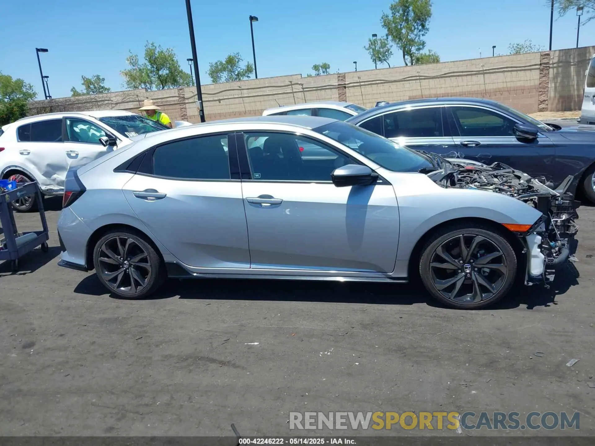 14 Photograph of a damaged car SHHFK7H42KU406790 HONDA CIVIC 2019