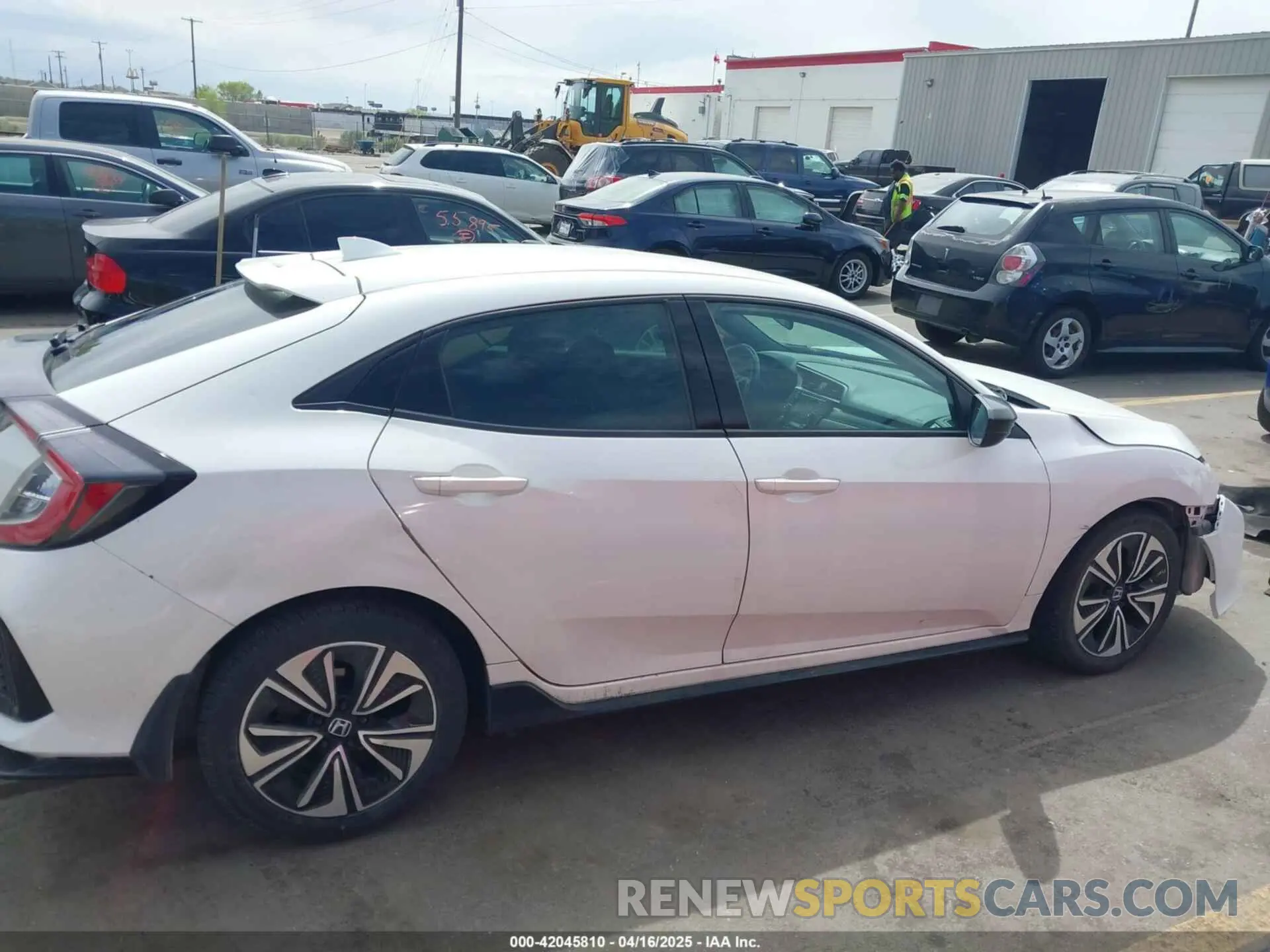 13 Photograph of a damaged car SHHFK7H43KU411996 HONDA CIVIC 2019
