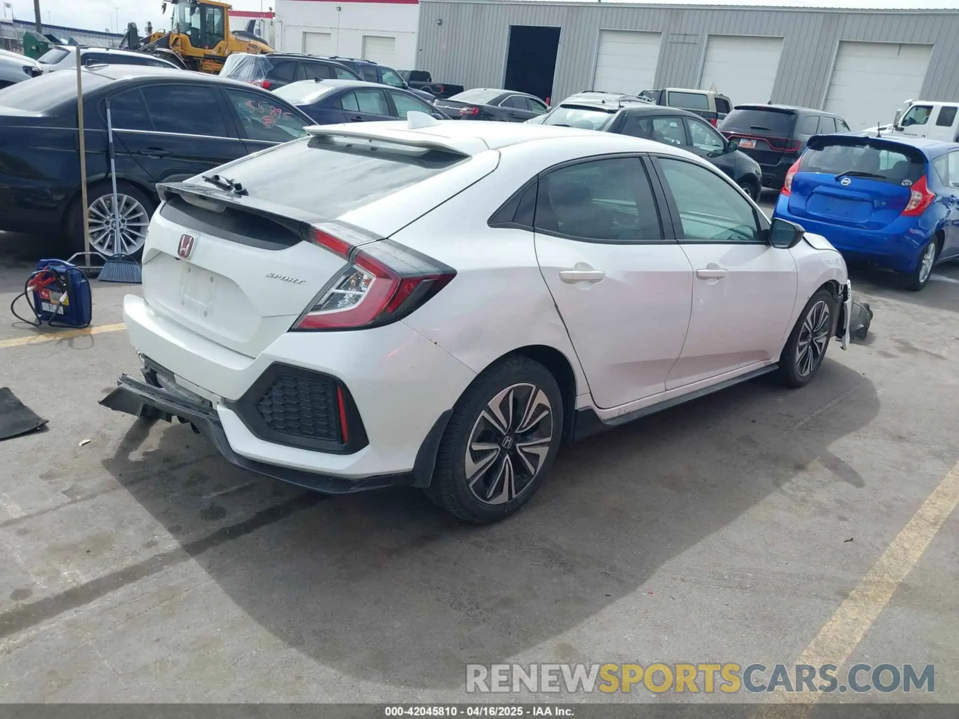 4 Photograph of a damaged car SHHFK7H43KU411996 HONDA CIVIC 2019
