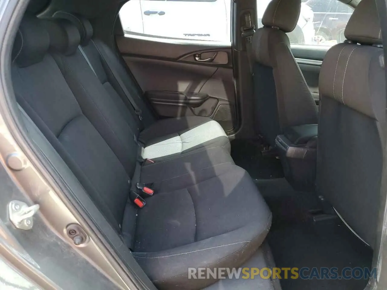 10 Photograph of a damaged car SHHFK7H44KU205585 HONDA CIVIC 2019