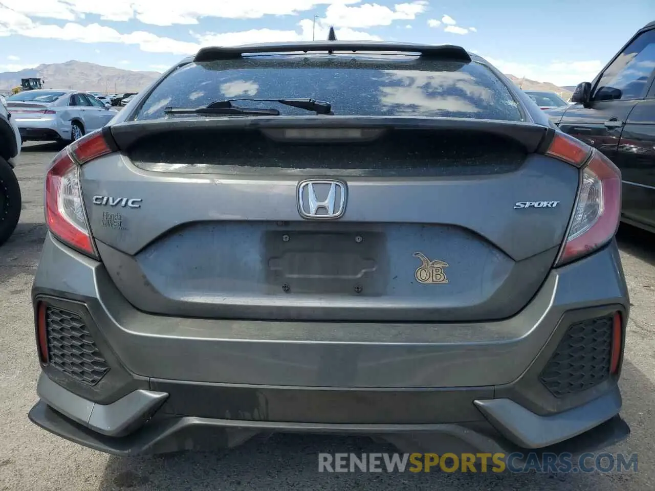 6 Photograph of a damaged car SHHFK7H44KU205585 HONDA CIVIC 2019
