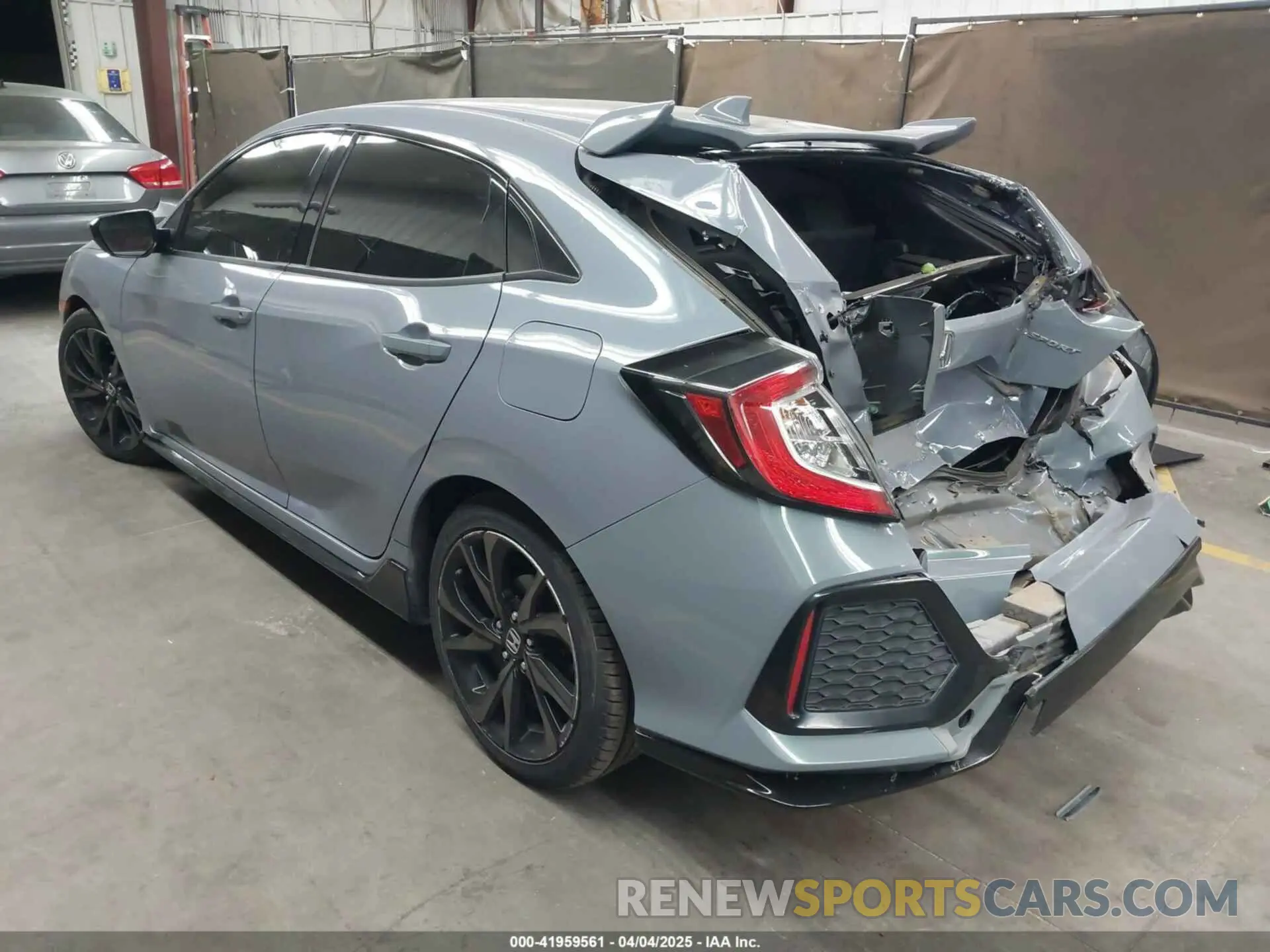 3 Photograph of a damaged car SHHFK7H44KU227120 HONDA CIVIC 2019