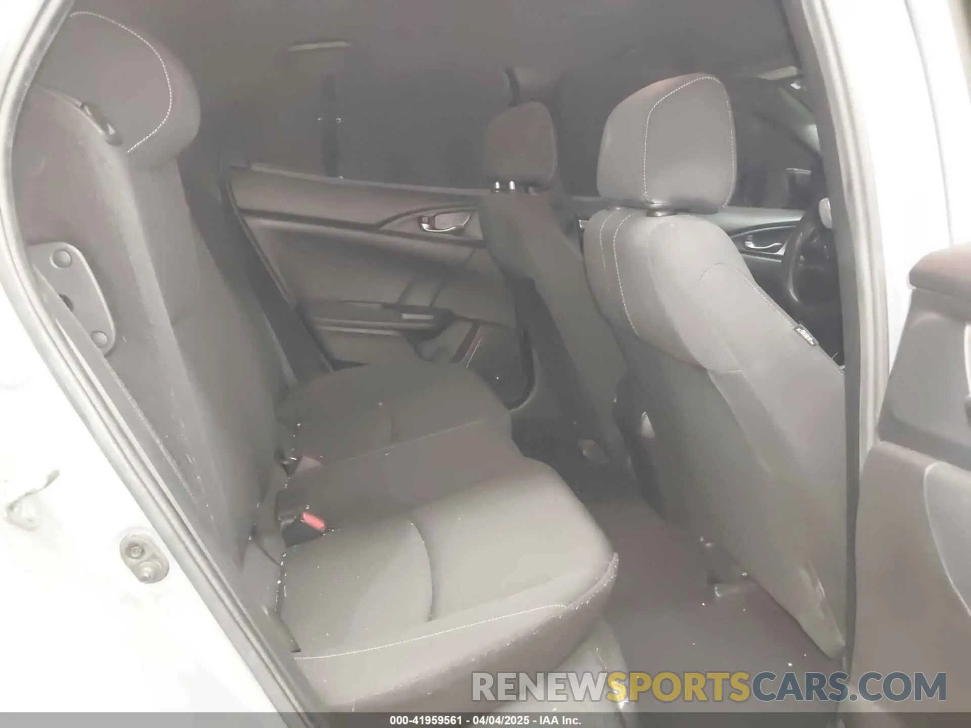 8 Photograph of a damaged car SHHFK7H44KU227120 HONDA CIVIC 2019