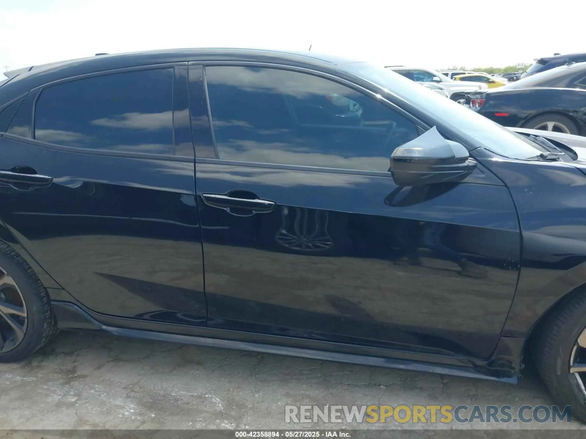 13 Photograph of a damaged car SHHFK7H45KU226624 HONDA CIVIC 2019