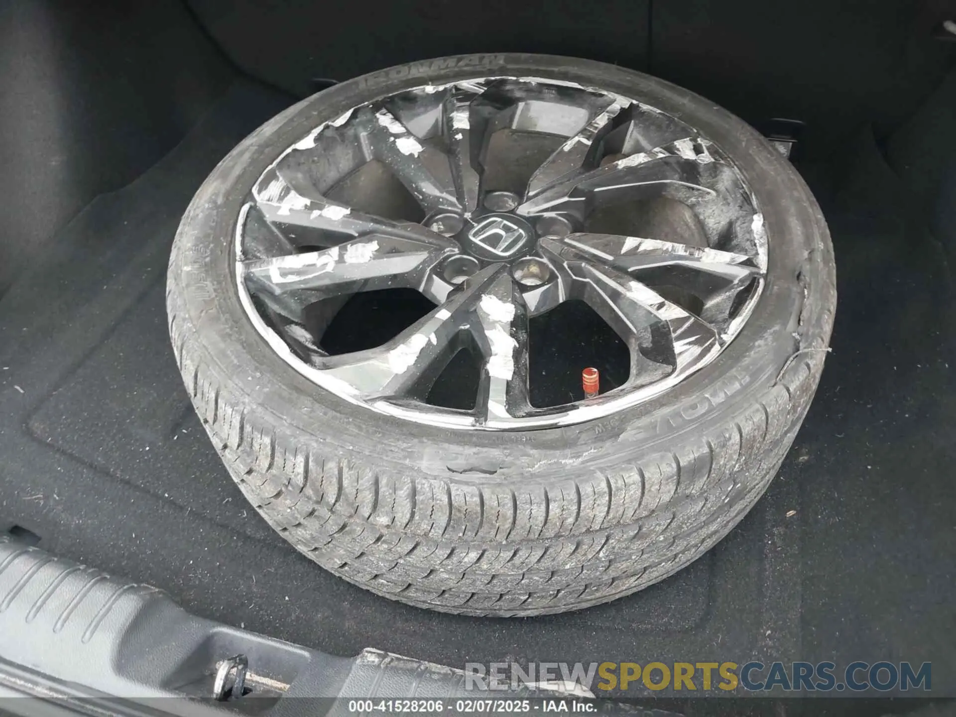 12 Photograph of a damaged car SHHFK7H47KU215124 HONDA CIVIC 2019