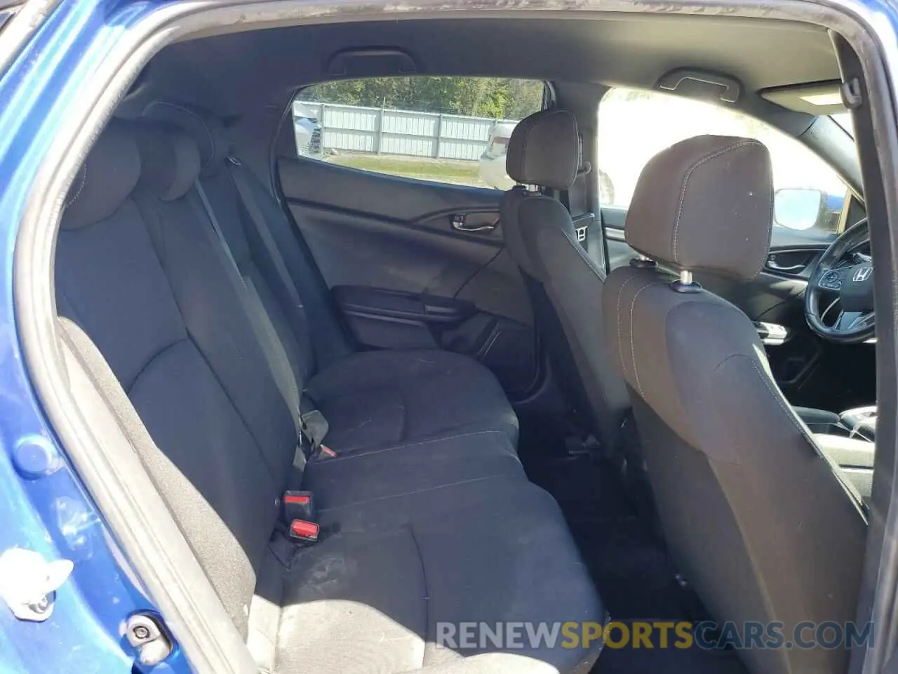 10 Photograph of a damaged car SHHFK7H47KU227242 HONDA CIVIC 2019