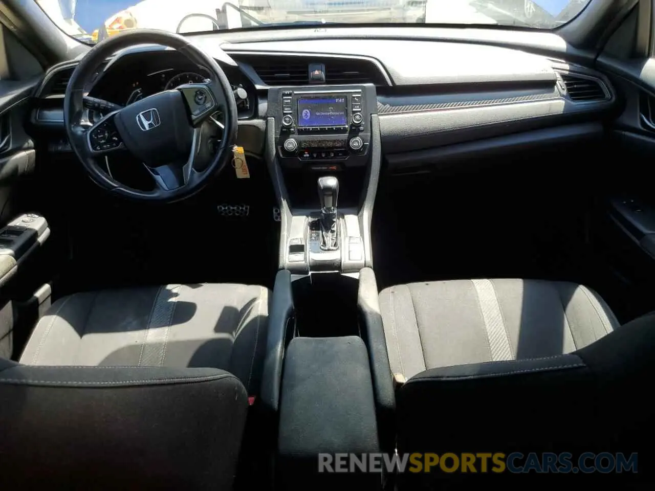 8 Photograph of a damaged car SHHFK7H47KU227242 HONDA CIVIC 2019