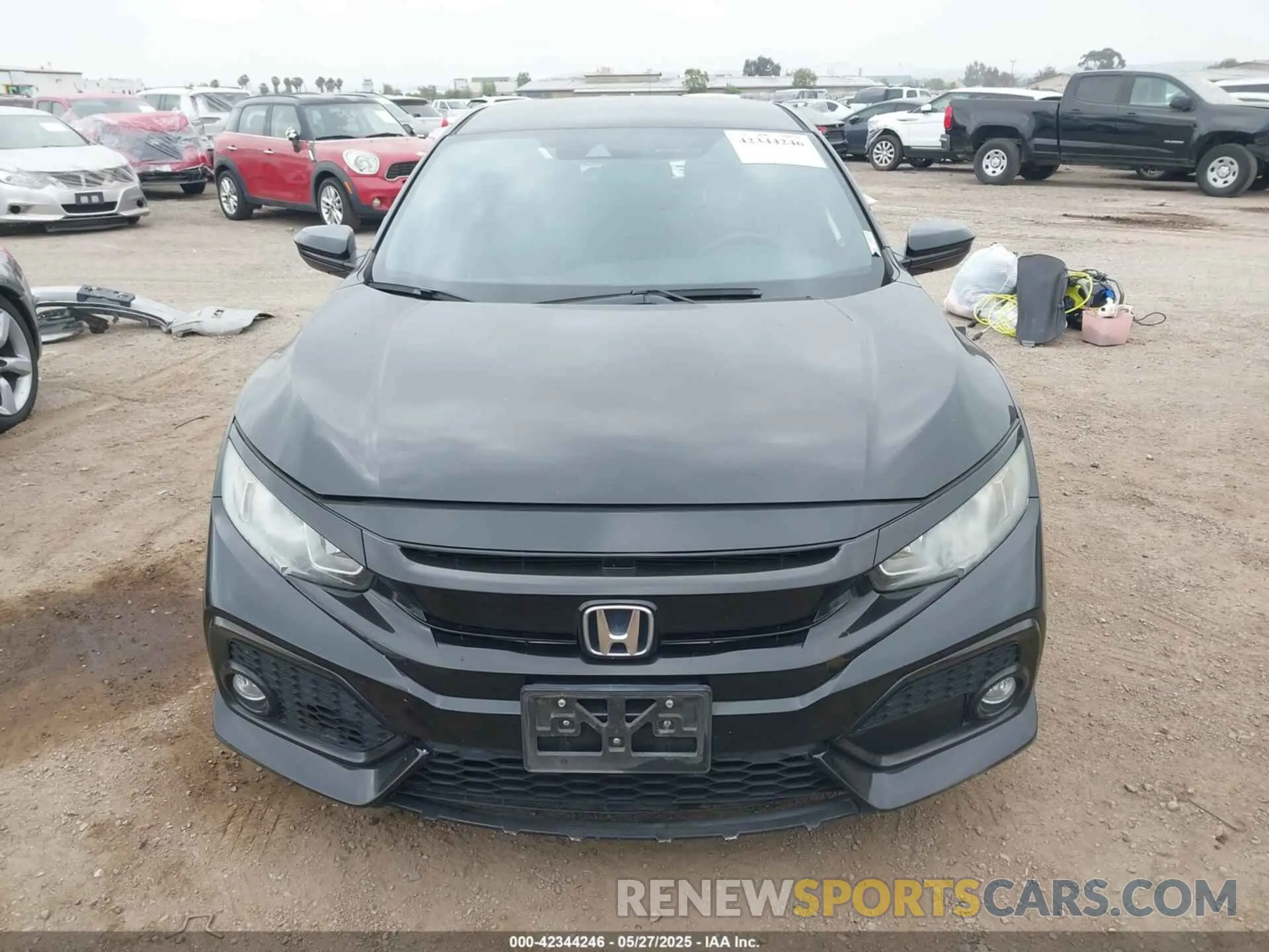 12 Photograph of a damaged car SHHFK7H47KU409779 HONDA CIVIC 2019