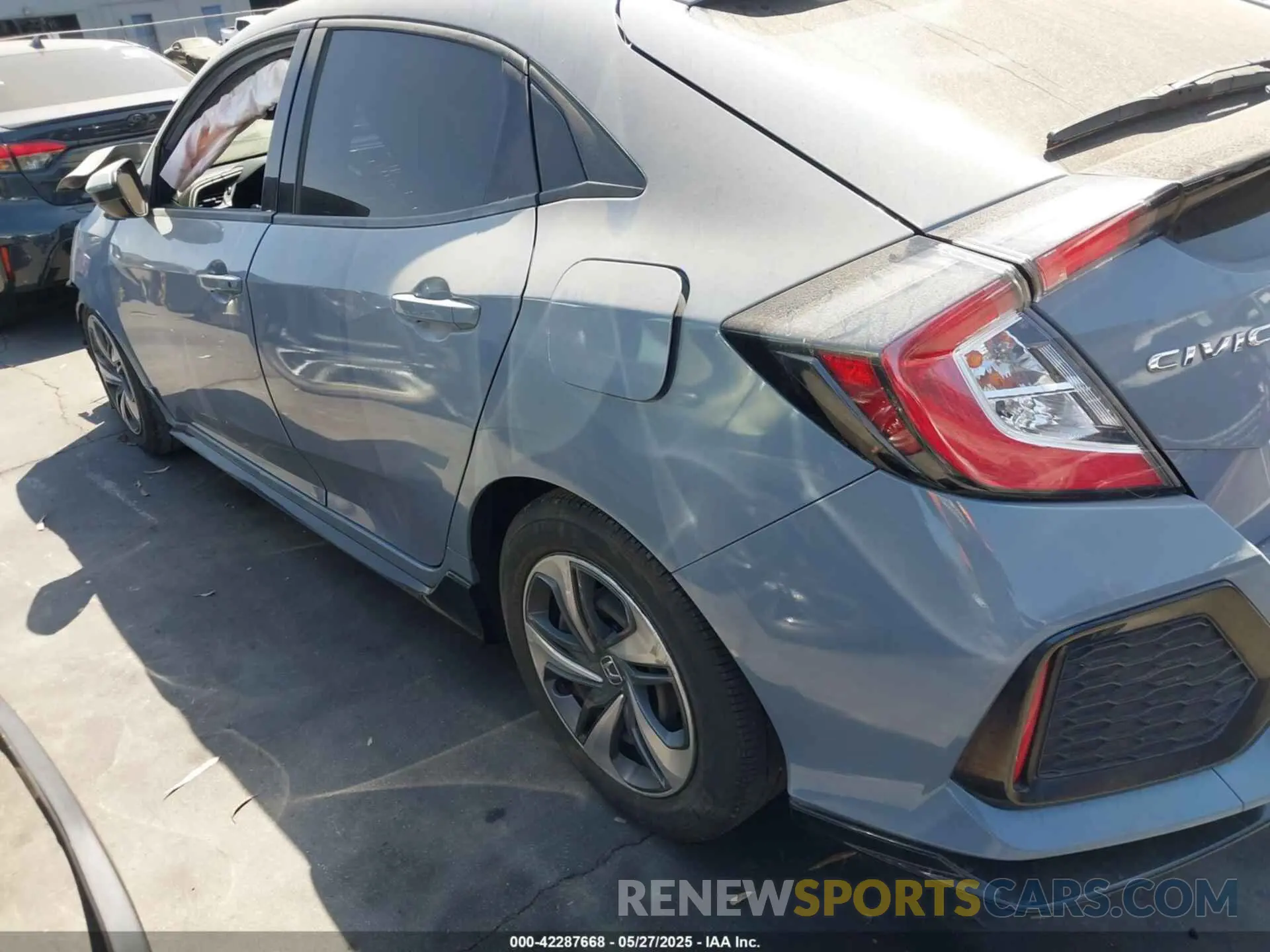 3 Photograph of a damaged car SHHFK7H48KU405367 HONDA CIVIC 2019