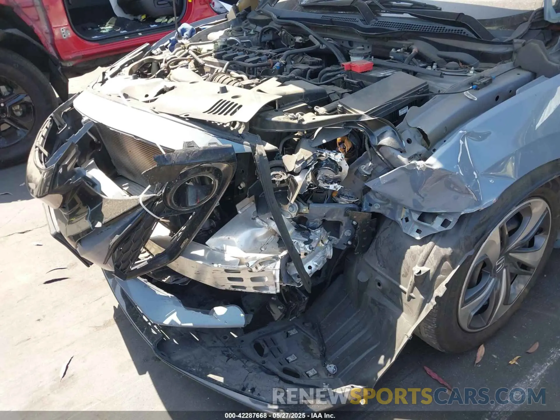 6 Photograph of a damaged car SHHFK7H48KU405367 HONDA CIVIC 2019