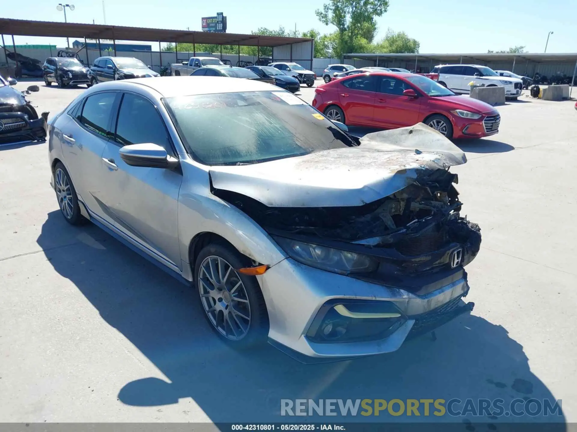 1 Photograph of a damaged car SHHFK7H49KU205551 HONDA CIVIC 2019