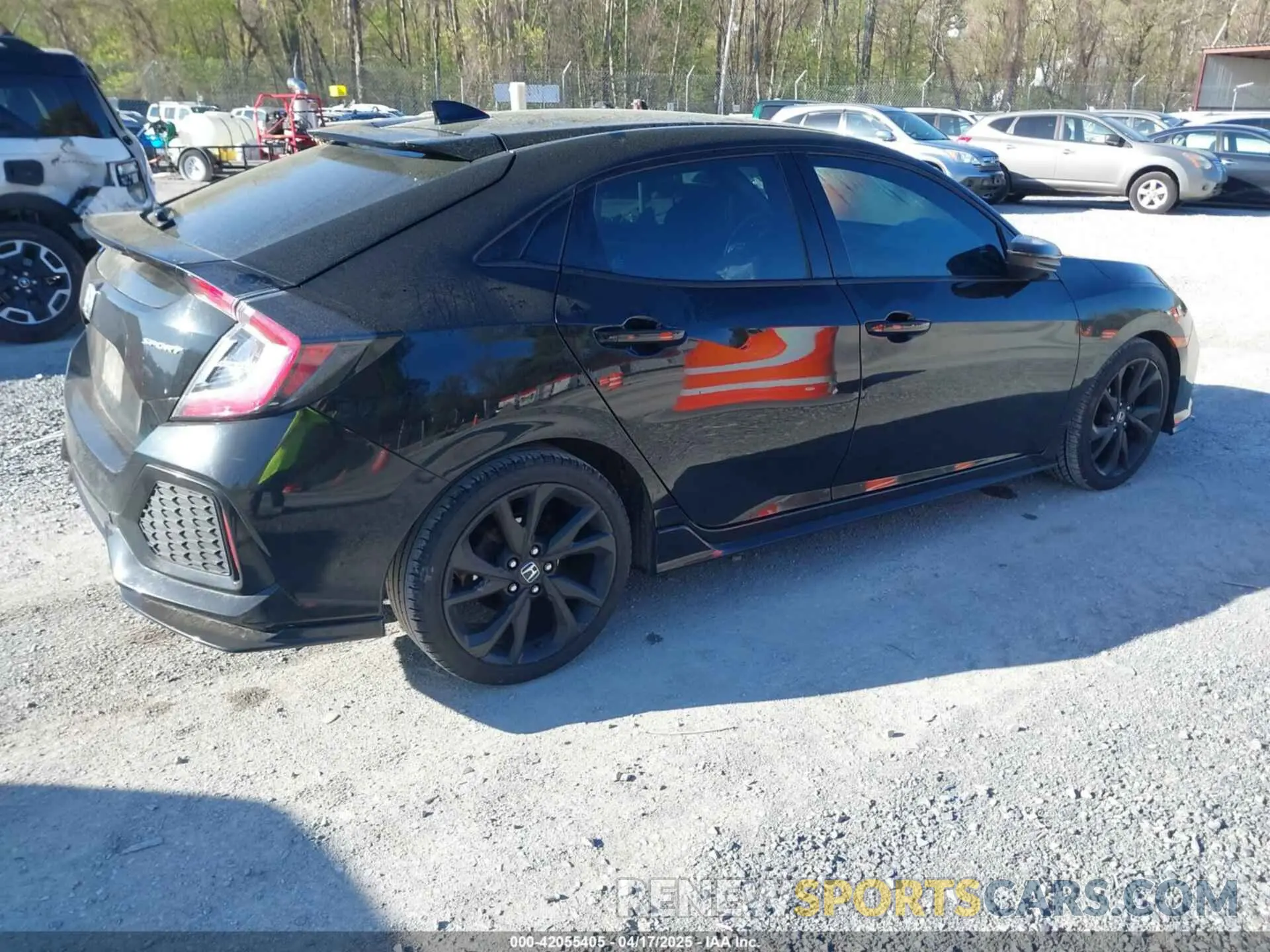 4 Photograph of a damaged car SHHFK7H49KU407936 HONDA CIVIC 2019