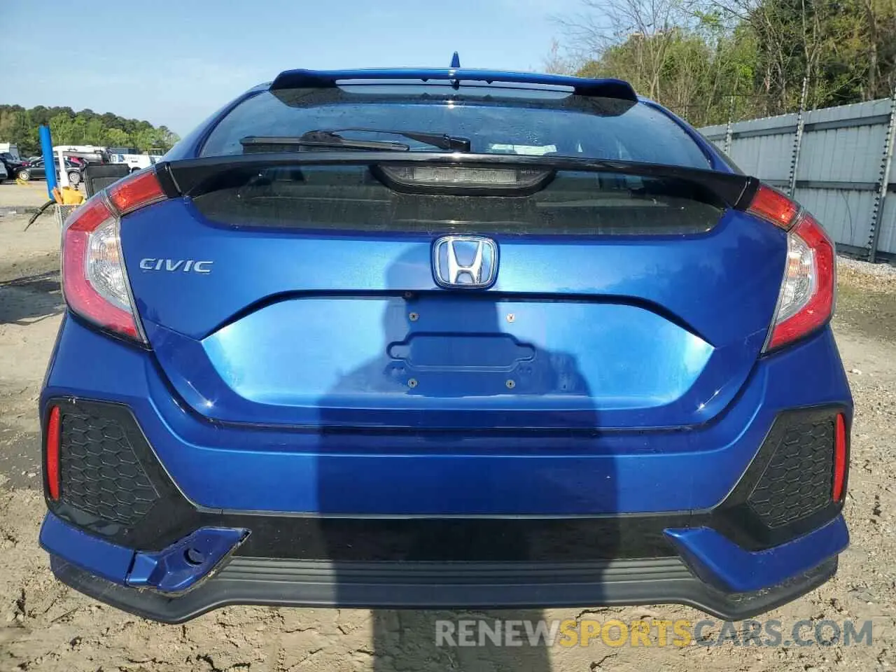 6 Photograph of a damaged car SHHFK7H60KU215953 HONDA CIVIC 2019