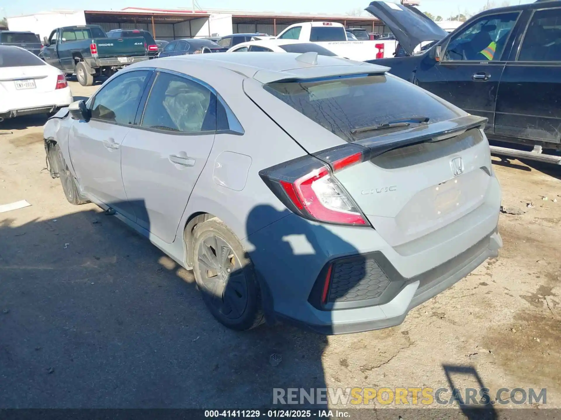 3 Photograph of a damaged car SHHFK7H60KU224748 HONDA CIVIC 2019